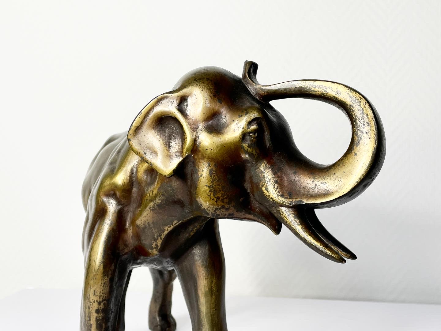 Elephant-sculpture-animalière-bronze-doré-xixe-xxe-aurore-morisse-affaire-conclue-chestret5-liège-paris7
