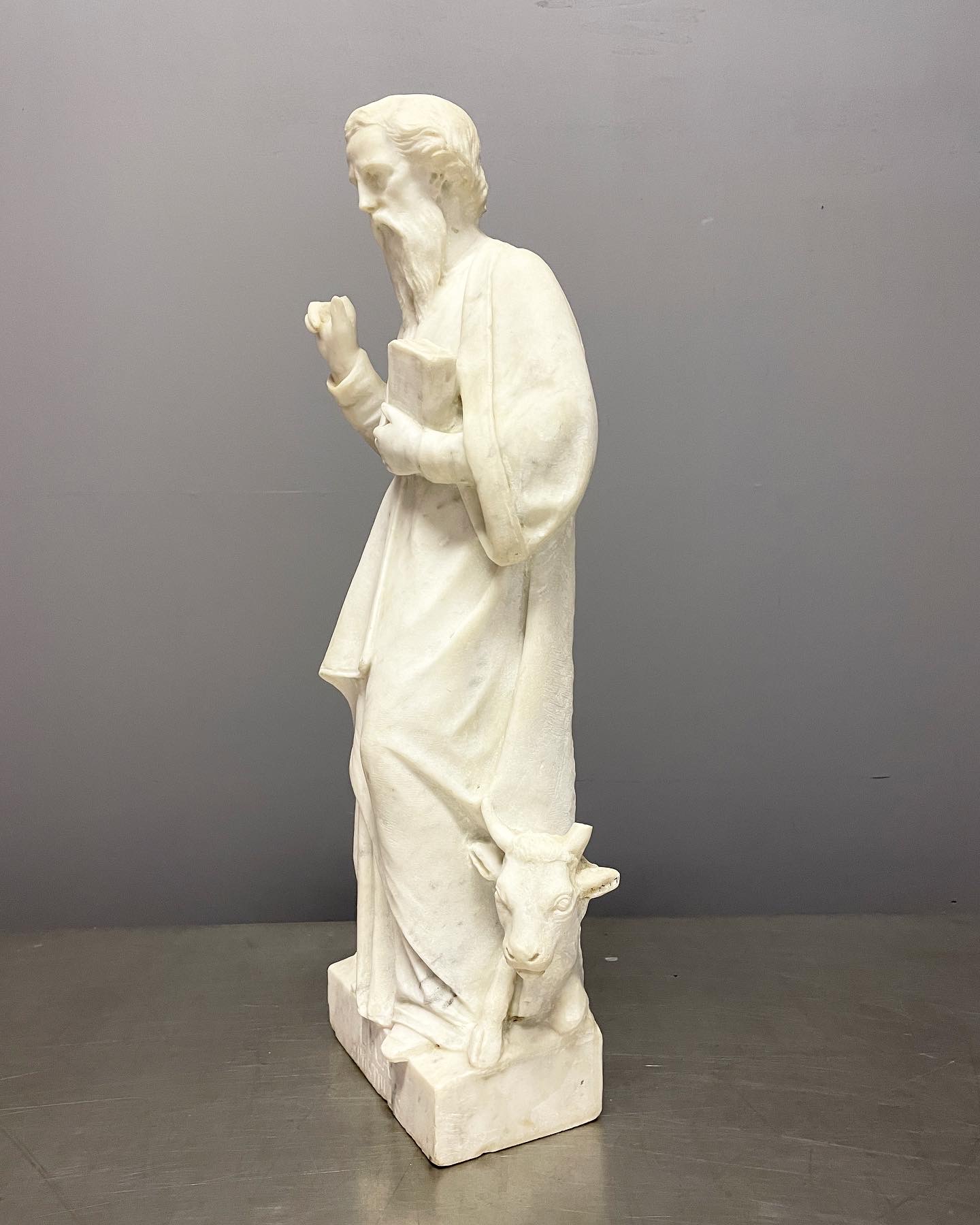 Sculpture-saint-luc-marbre-carrare-xixe-bas-relief-chapelle-privée-alcove-aurore-morisse-chestret5-liège-marchand-art-affaire-conclue-paris-liège4