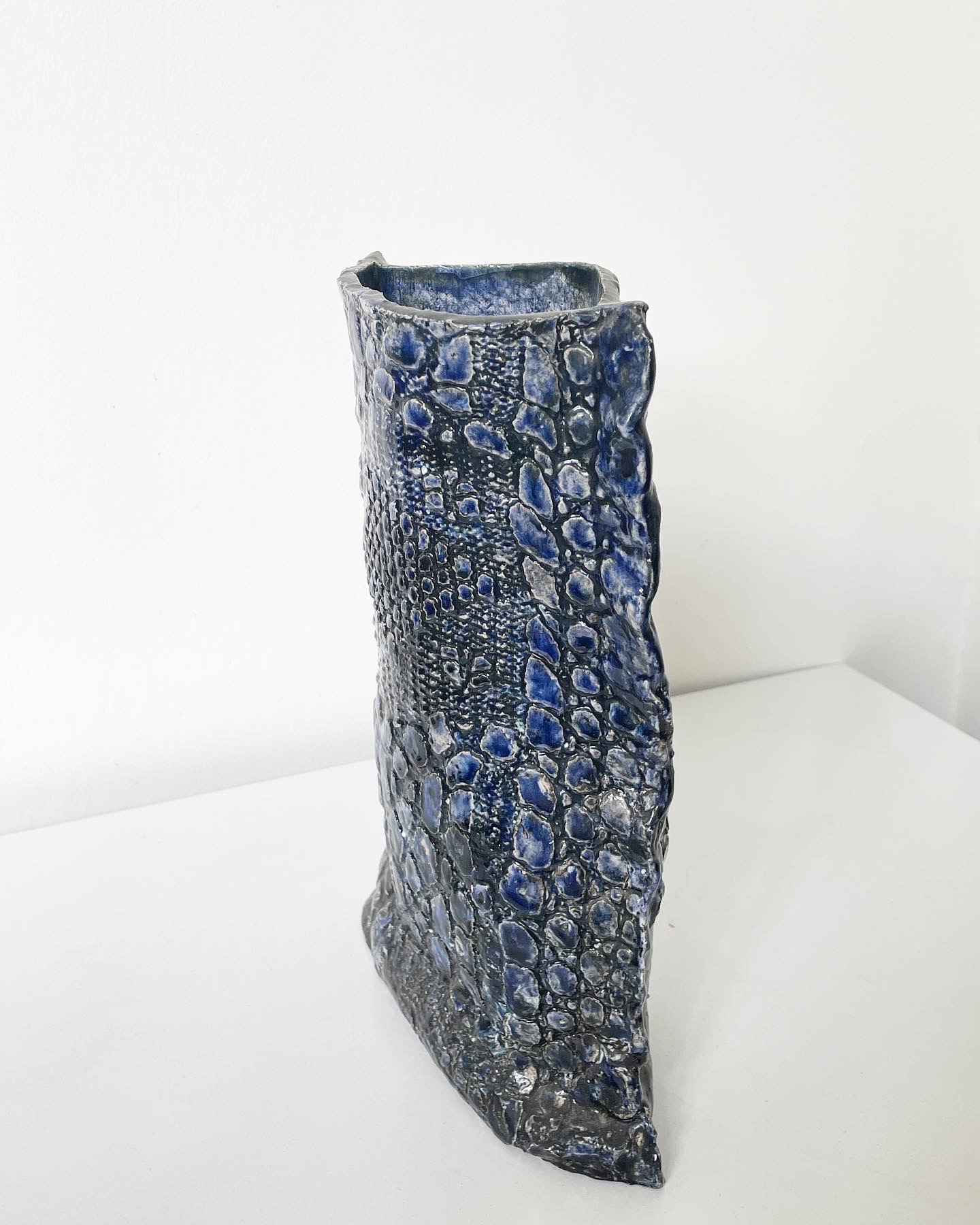Monica-Catillana-céramique-liège-chili-femme-antiquaire-expert-liège-paris-aurore-morisse-affaire-conclue-estimation-art-contemporain-objets-anciens82