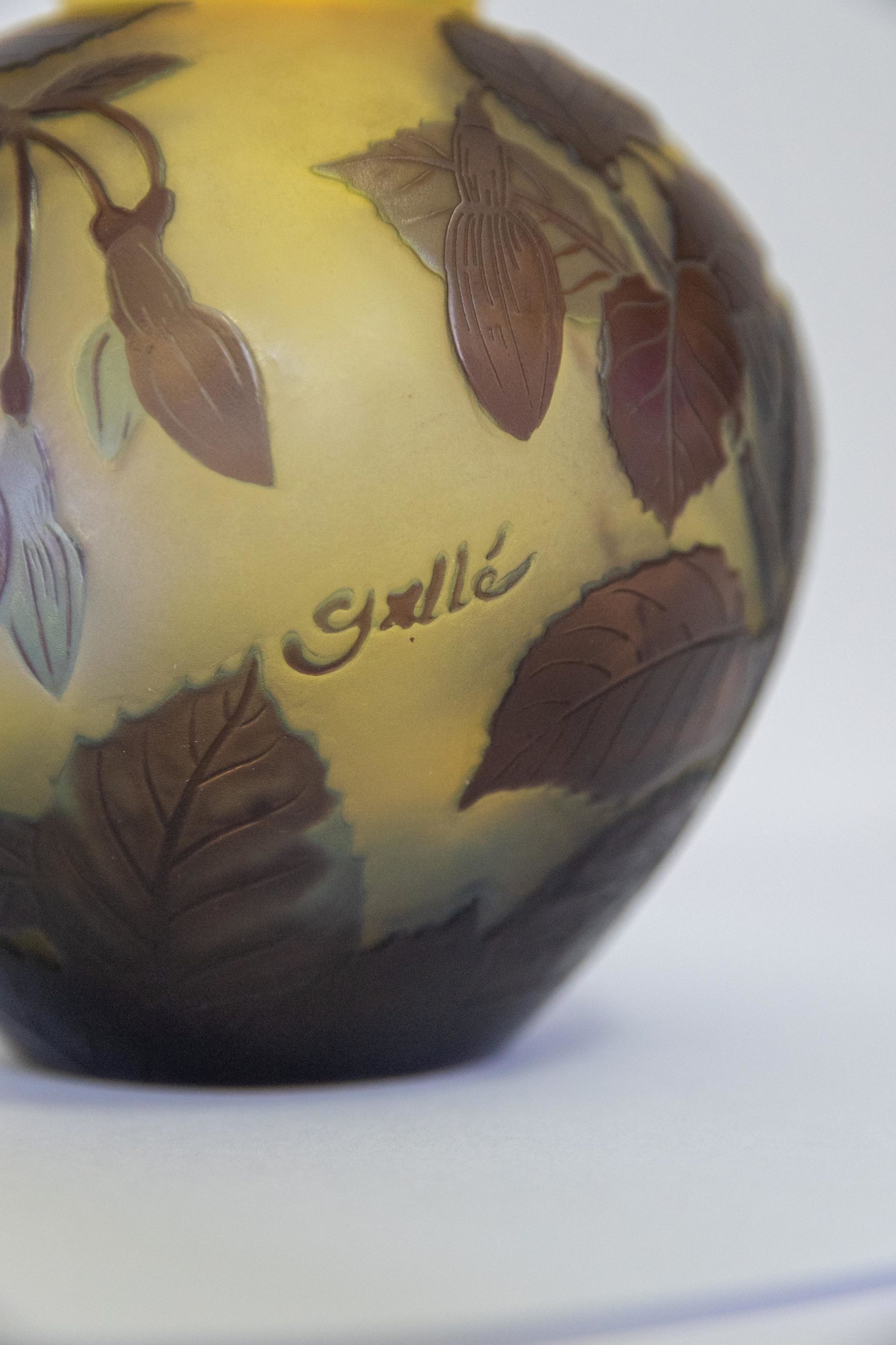 Vase-verrerie-nancy-art-nouveau-Emile-gallé-vase-gallé-authentique-signature-antiquaire-aurore-morisse-auroremorisse-affaire-conclue-liège-paris-antiquités4