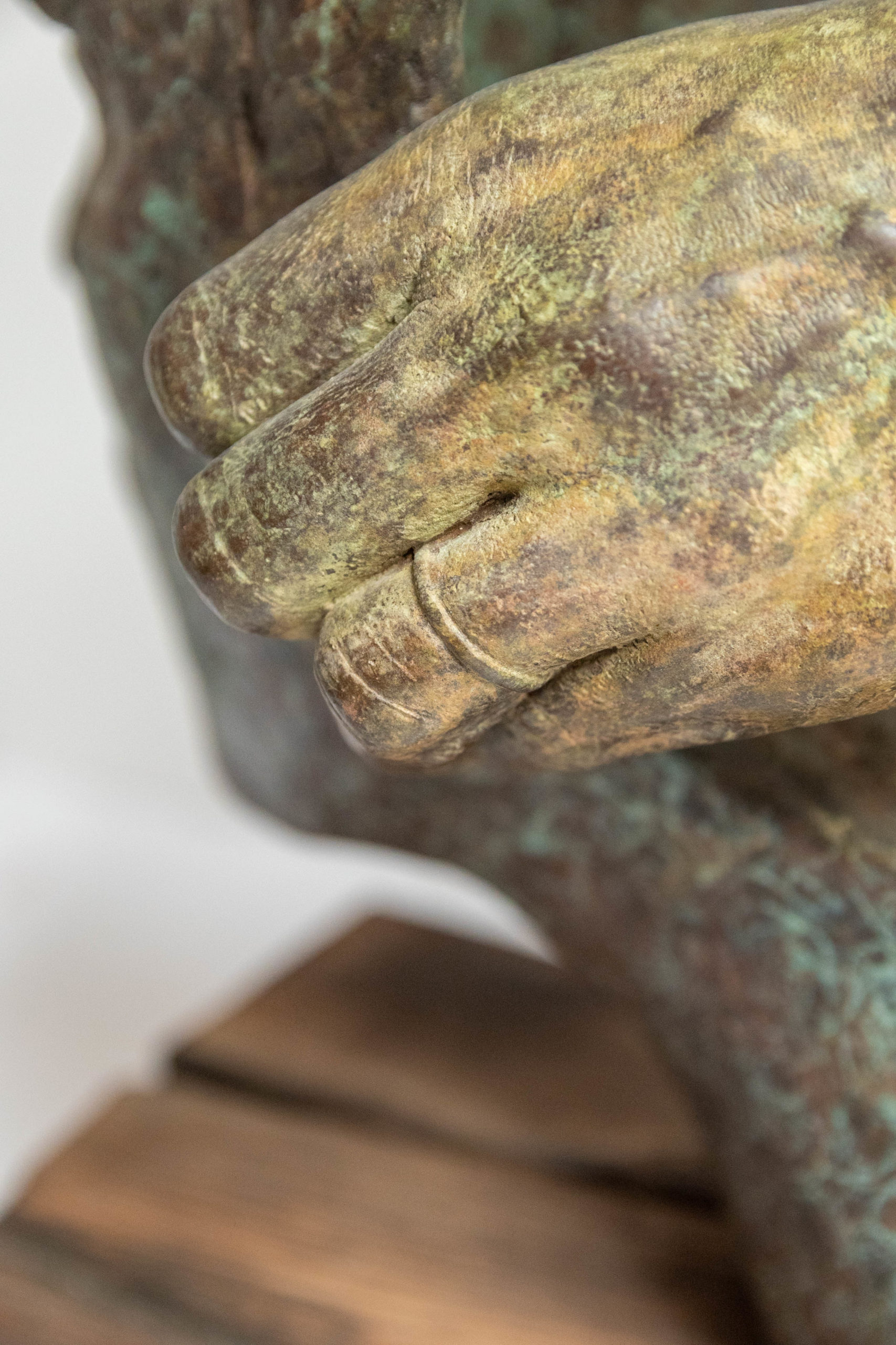 lorenzo-quinn-sculpture-aurore-morisse-antiquaire-expert-liège-paris-bronze-art-contemporain-investissement-venise-rome6