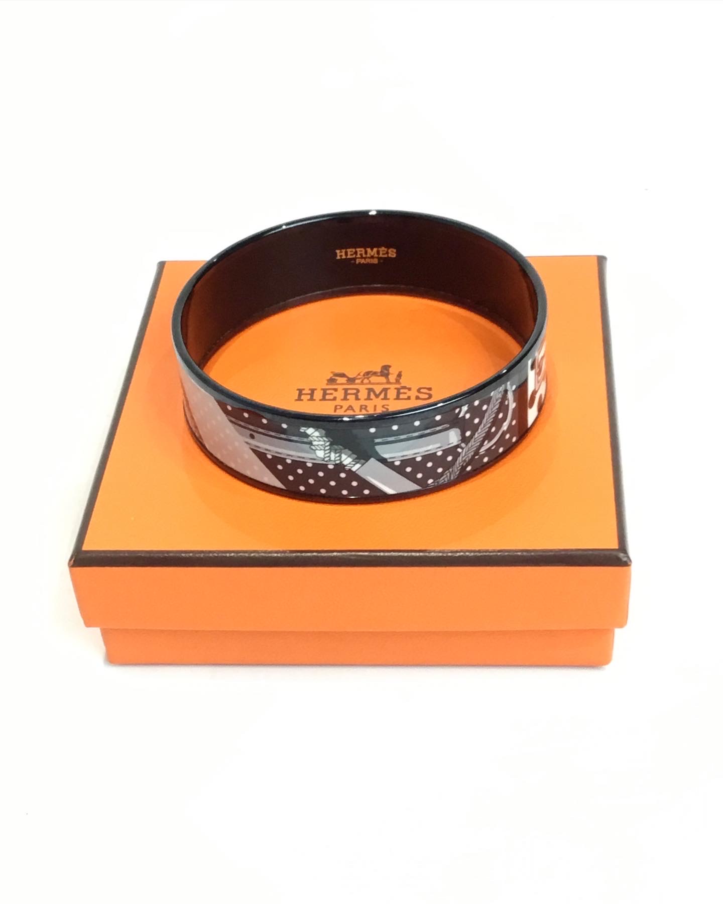 bracelet-hermes-emaillé-émail-aurore-morisse-luxe-bijoux-idée-cadeau-liège-affaireconclue-4