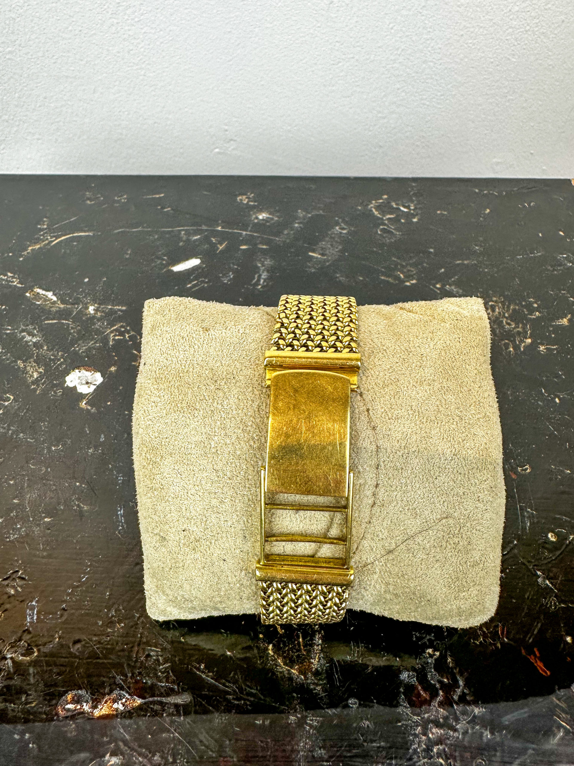 IMG_6856aurore-morisse-affaire-conclue-montre-longines-or-complet-remontage-mécanique-collectionneur-bijouterie-bijoux-vintage-rétro-unisexe-18-carat-30mm