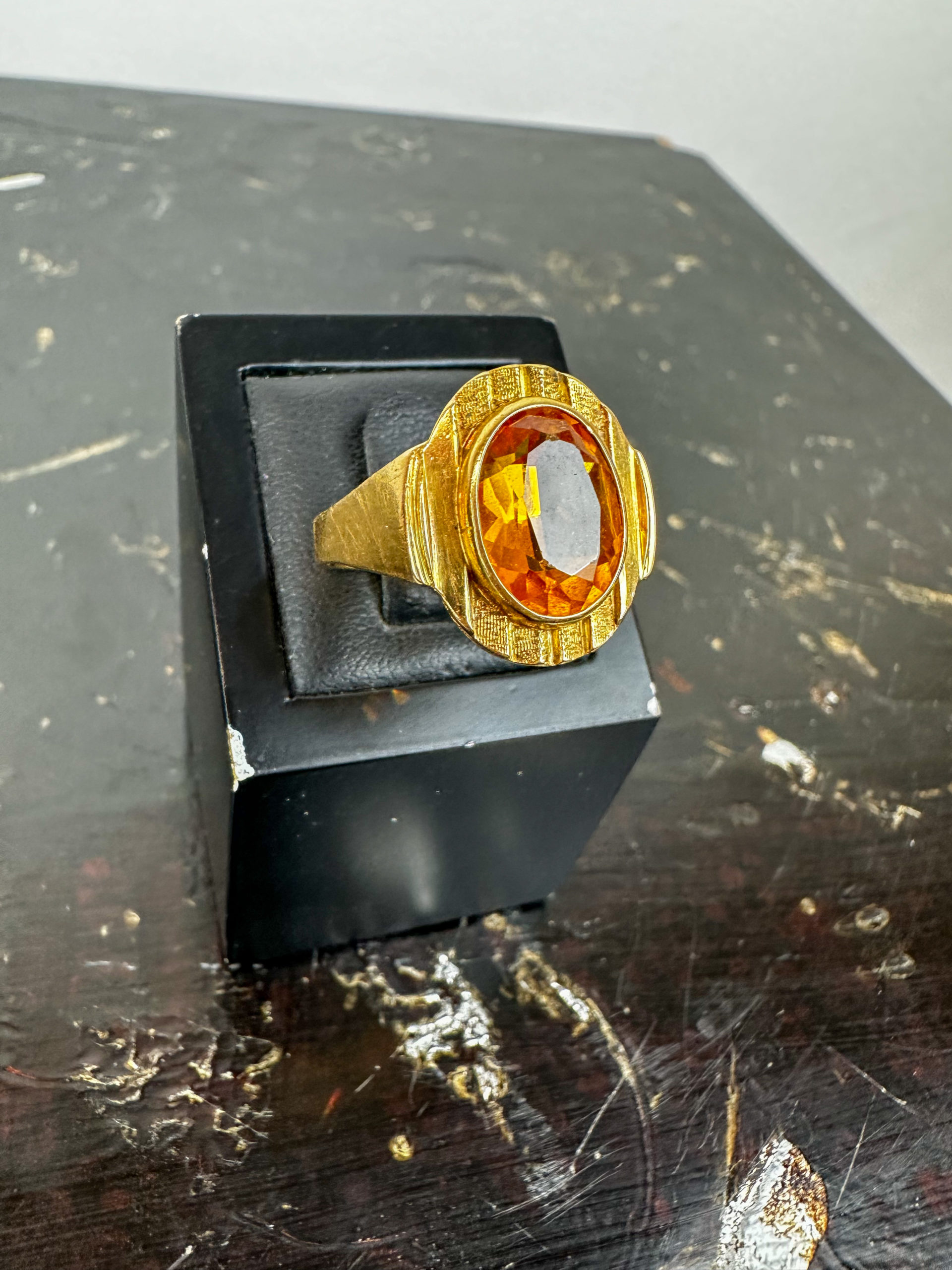 IMG_6892aurore-morisse-affaire-conclue-bijoux-bague-en-or-ancien-citrine-ambrée-vintage-rétro-or-ancien-collectionneur-investissement