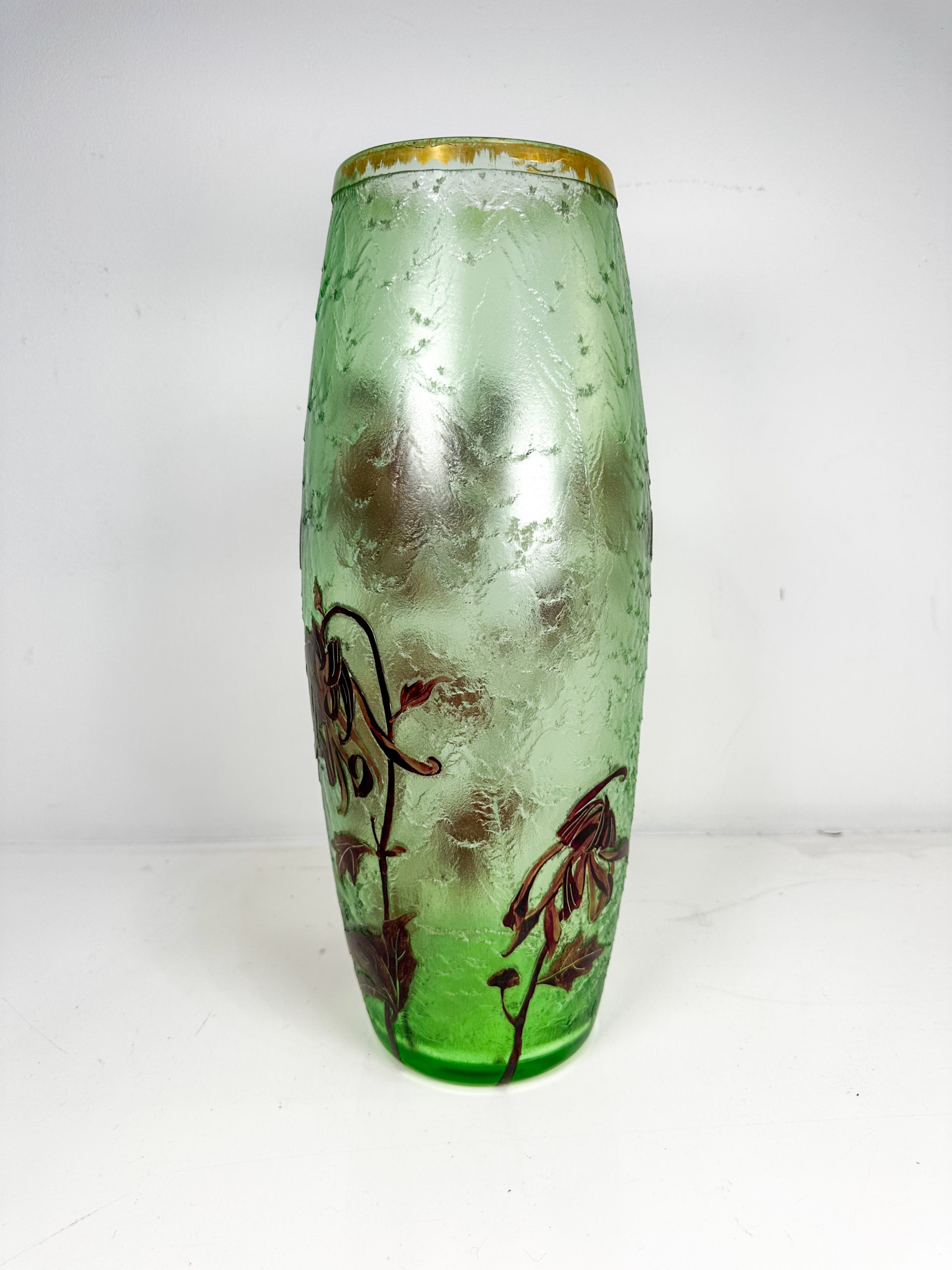 IMG_9838aurore morisse affaire conclue vase verrerie gallé isabelle debacker bruxelles nouveau belgique rare vert fleurs collection investissement