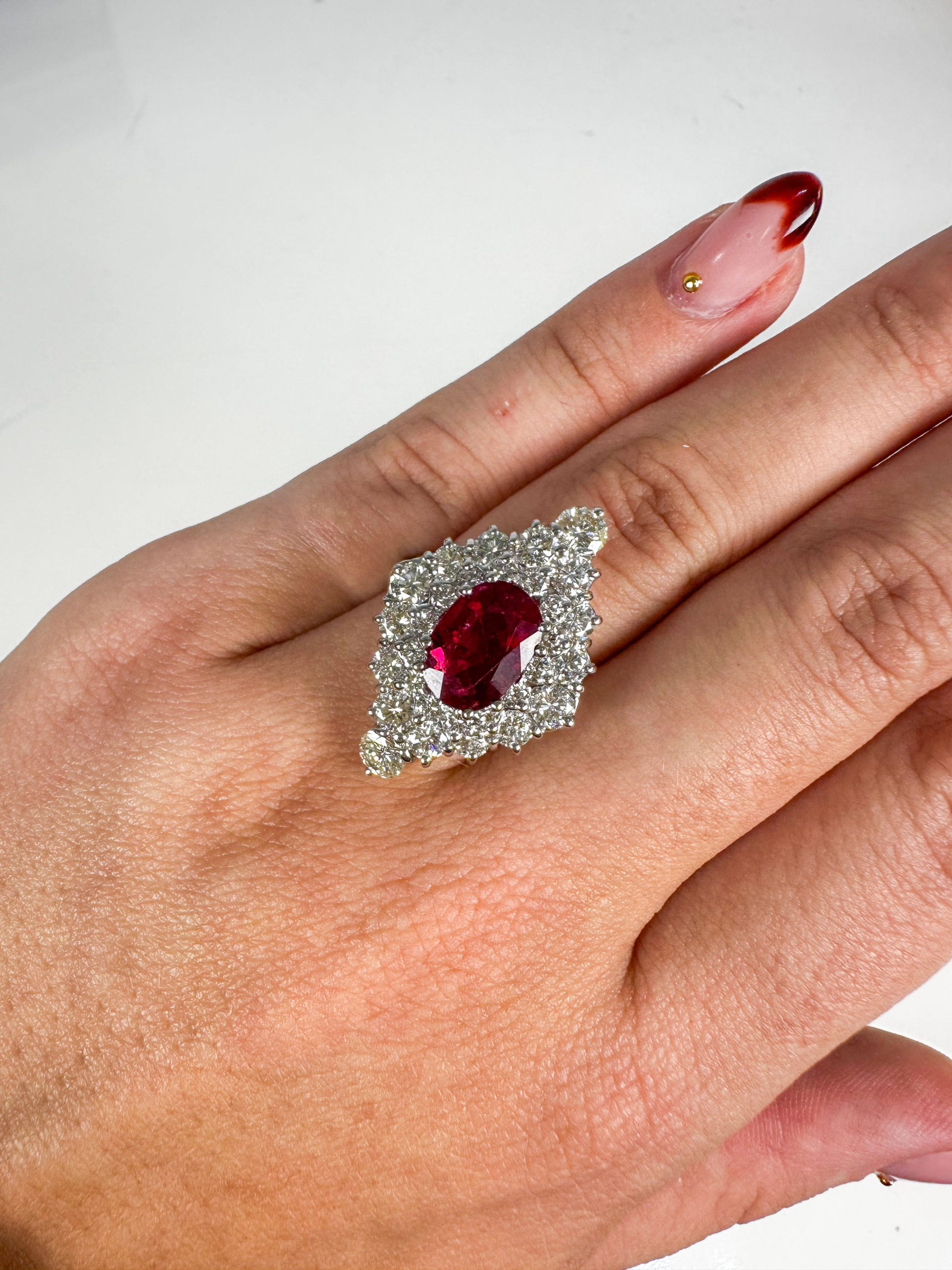 IMG_0012aurore morisse affaire conclue bijoux bague ancienne rubis diamants seconde main vintage collection mariage fiançailles