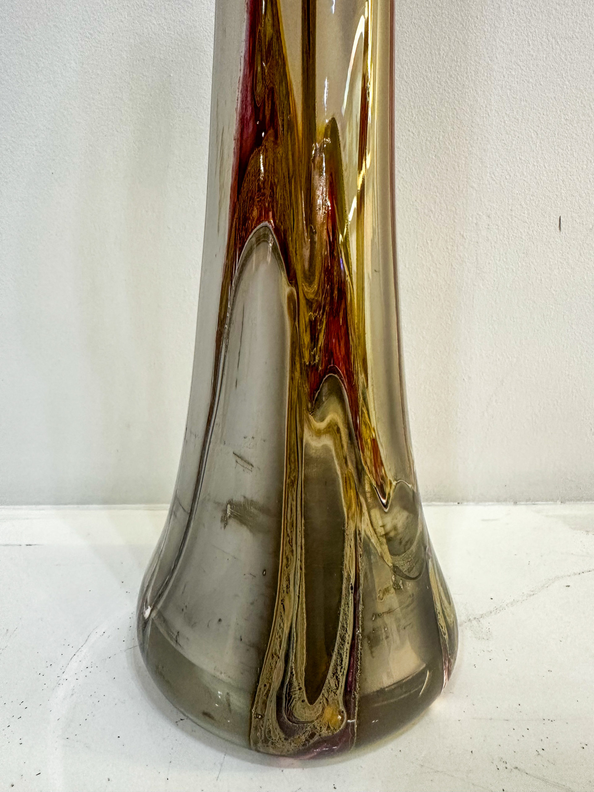 IMG_0321aurore morisse affaire conclue louis leloup verrerie vase allongeĢ deĢcoration val saint lambert lieĢge belgique 20e sieĢcle deĢcoration collectionneur occasion