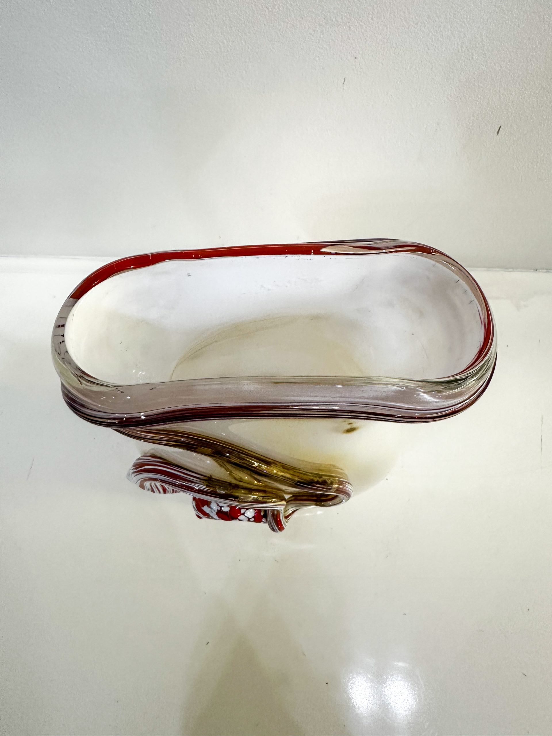 IMG_0348aurore morisse affaire conclue louis leloup verrerie vase blanc overlay décoration val saint lambert liège belgique 20e siècle décoration collectionneur occasion