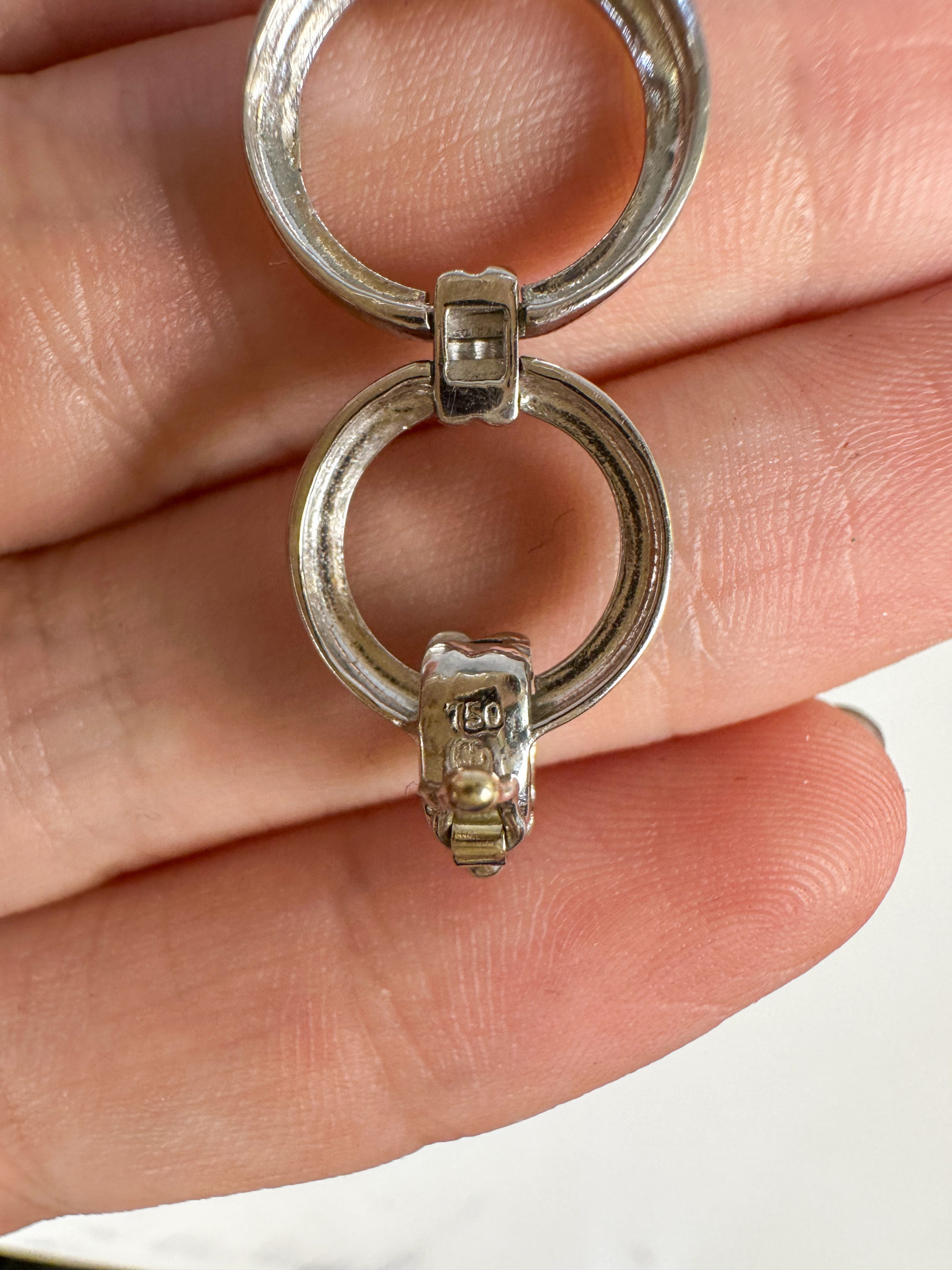 IMG_9970aurore morisse affaire conclue bijoux bracelet rond diamant or blanc femme seconde main vintage occassion collectionneur