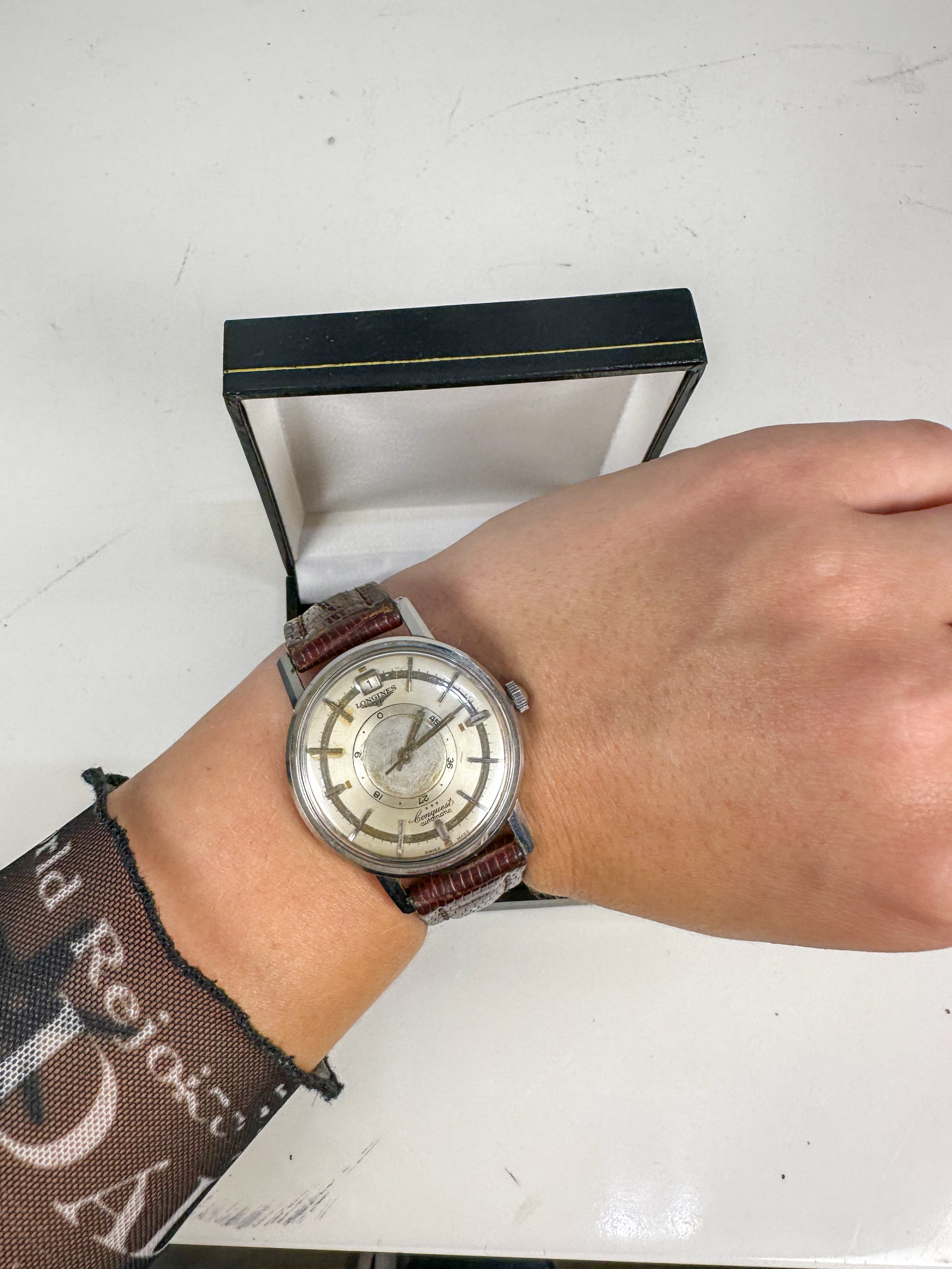 IMG_9983aurore morisse affaire conclue bijoux montre longines conquest rare automatique suisse 34mm seconde main vintage occassion collectionneur
