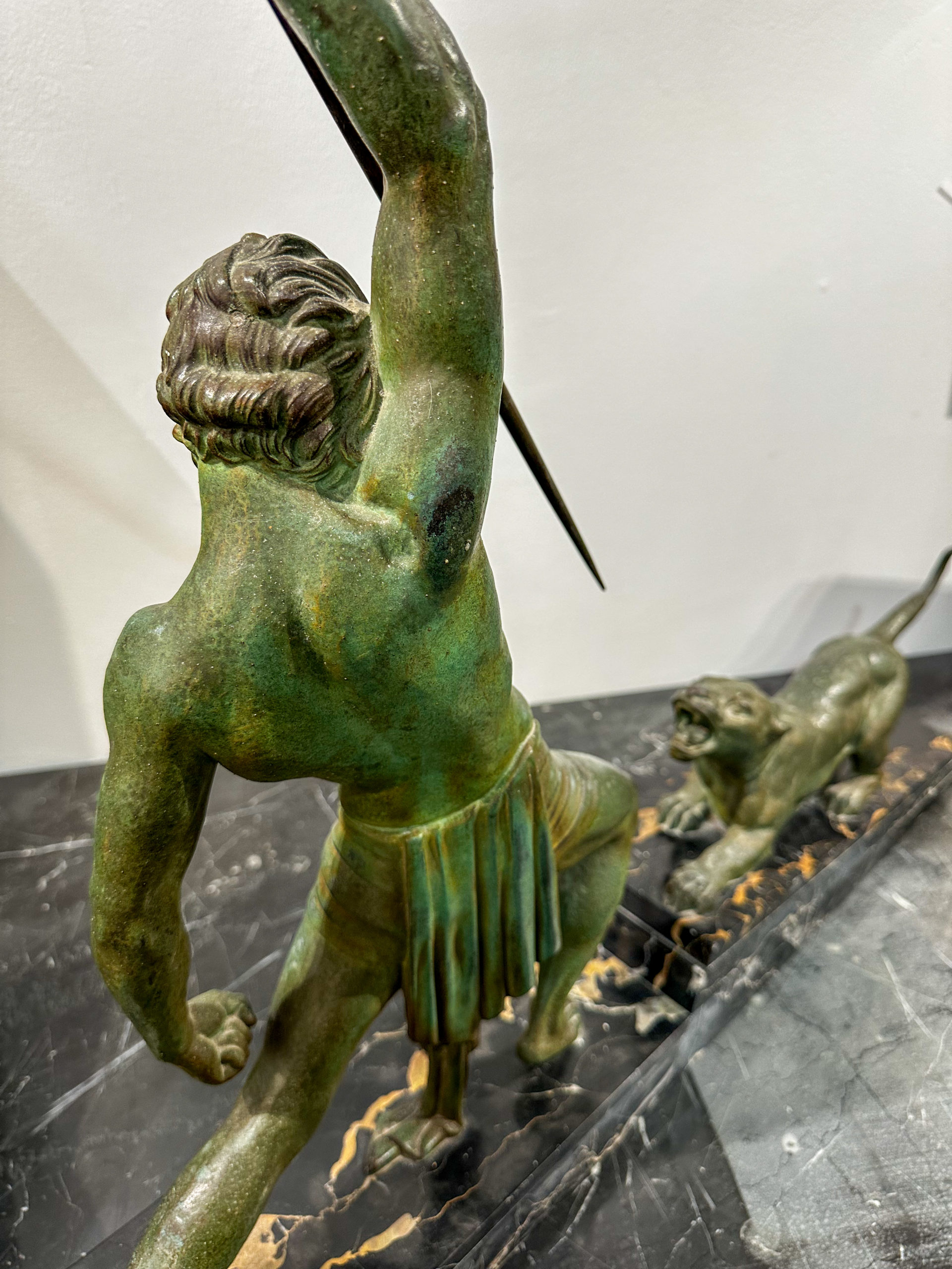 IMG_1147aurore morisse affaire conclue sculpture bronze chiparus art deco chasseur panthère années 30 20e siècle homme