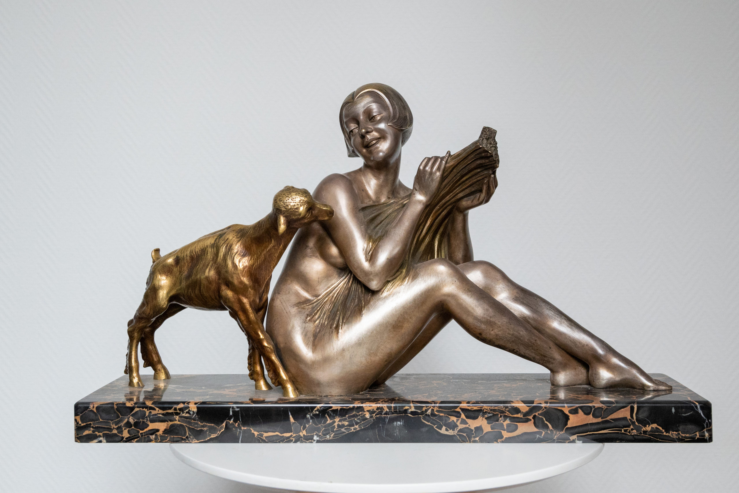 Armand-godard-sculpture-bronze-argenté-art-deco-XXe-france-aurore-morisse-affaire-conclue-antiquaire-liege-belgique1