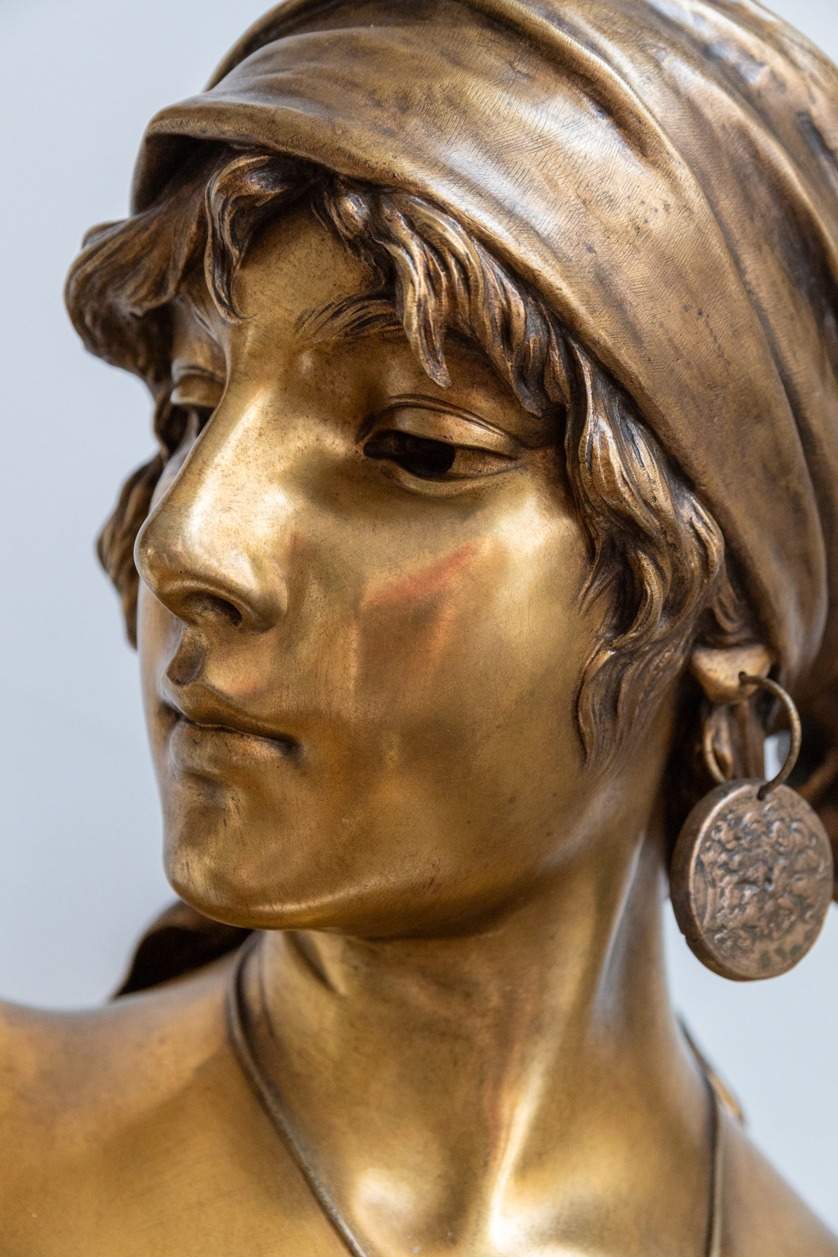 Emmanuel-villanis-la-bohème-bronze-doré-XIXe-XXE-objet-ancien-antiquité-aurore-morisse1