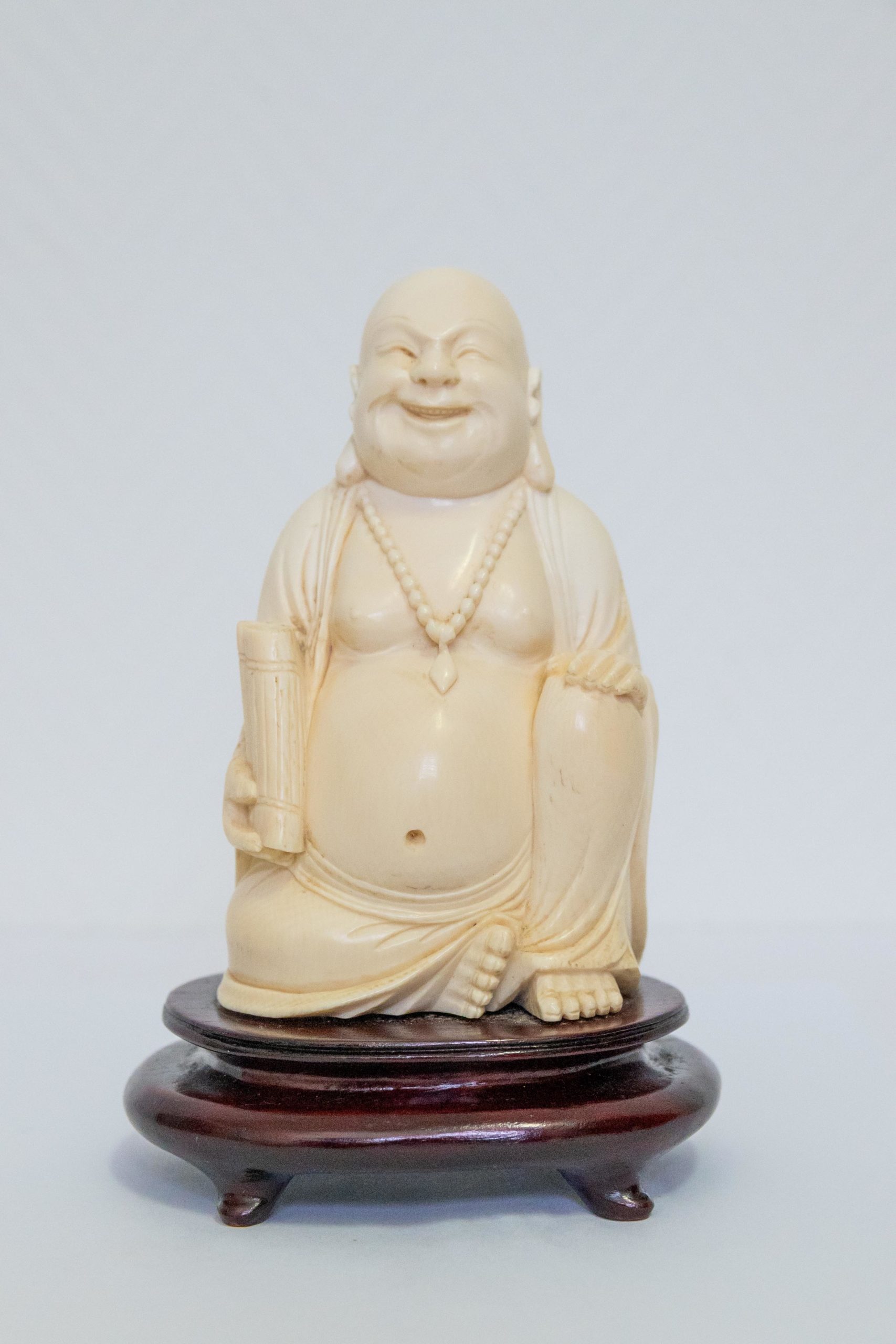 Sculpture-asiatique-bouddha-XIXe-1900-aurore-morisse-antiquaire-aurore-morisse-collection-décoration-antiquités-expertise-affaire-conclue11
