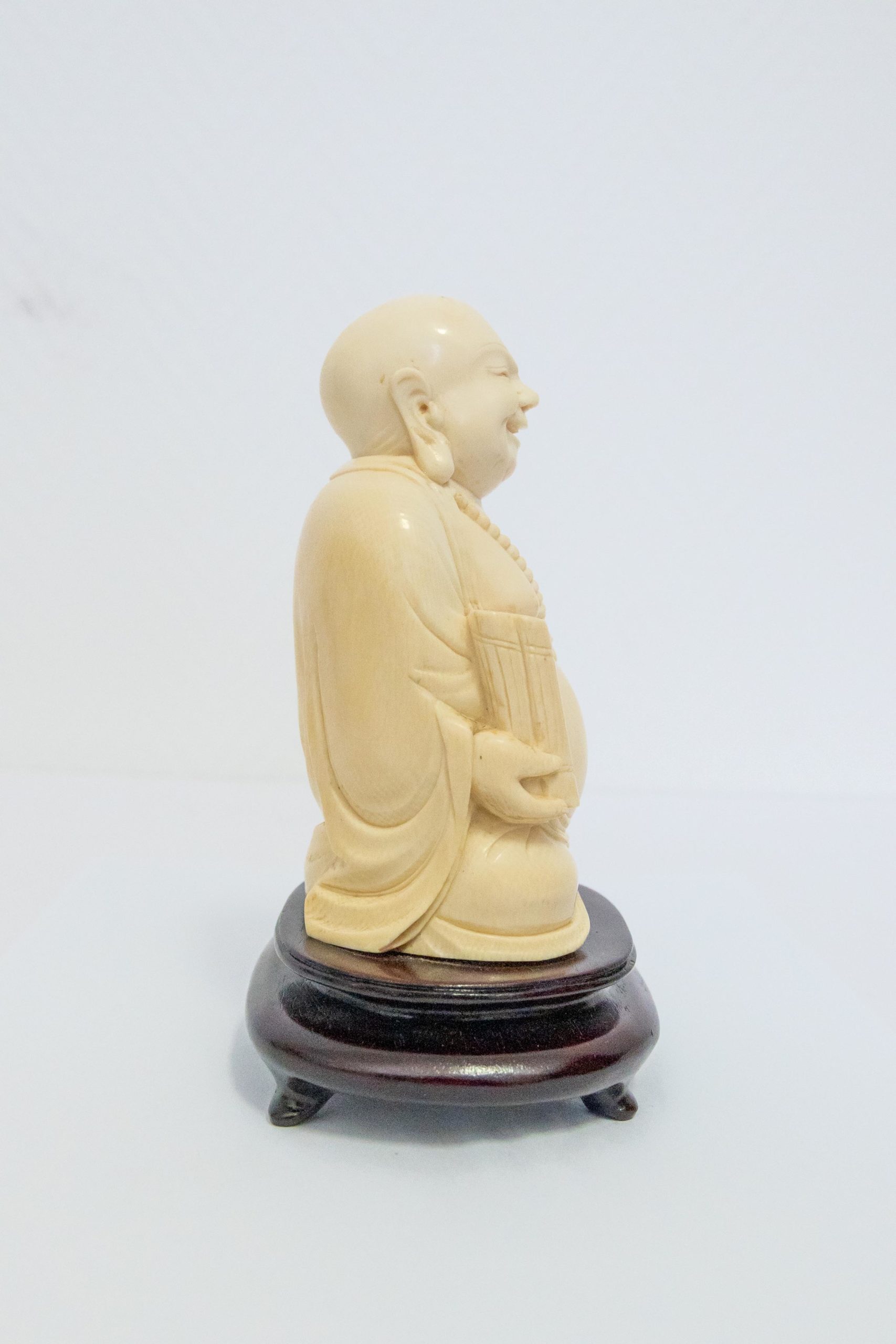 Sculpture-asiatique-bouddha-XIXe-1900-aurore-morisse-antiquaire-aurore-morisse-collection-décoration-antiquités-expertise-affaire-conclue12