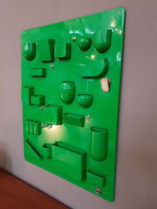 Grand-utensilo-vert-vitra-dorothé-becker-panneau-mural-rangement-vert-rare-aurore-morisse1