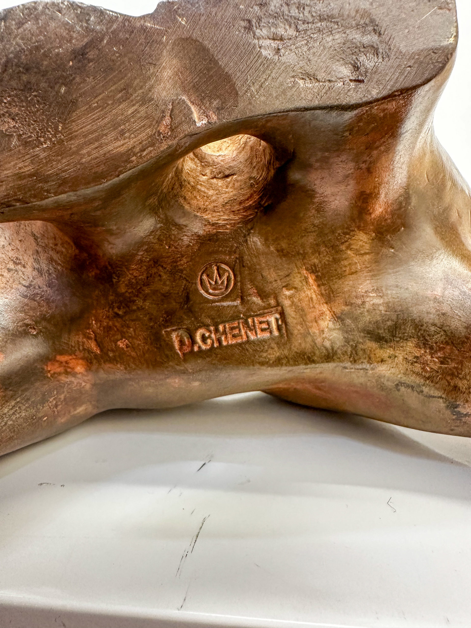 IMG_7812aurore-morisse-affaire-conclue-sculpture-bronze-ours-polaire-pierre-chenet-pompon-contemporain-20e-siècle-patine-collectionneur-animal-banquise-moyen-format-investissement