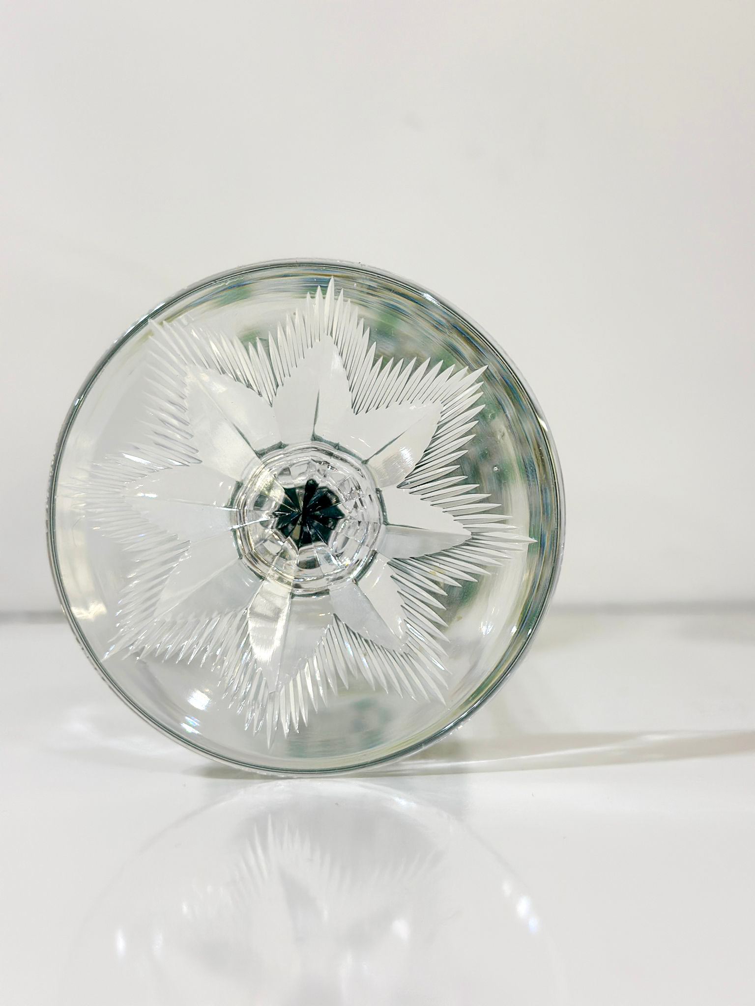 7ce3ef36-6915-4474-998d-0c7fddba9457aurore-morisse-affaire-conclue-verrerie-verres-vin-blanc-gevaert-carlton-couleur-art-de-la-table-décoration-collectionneur-occasion