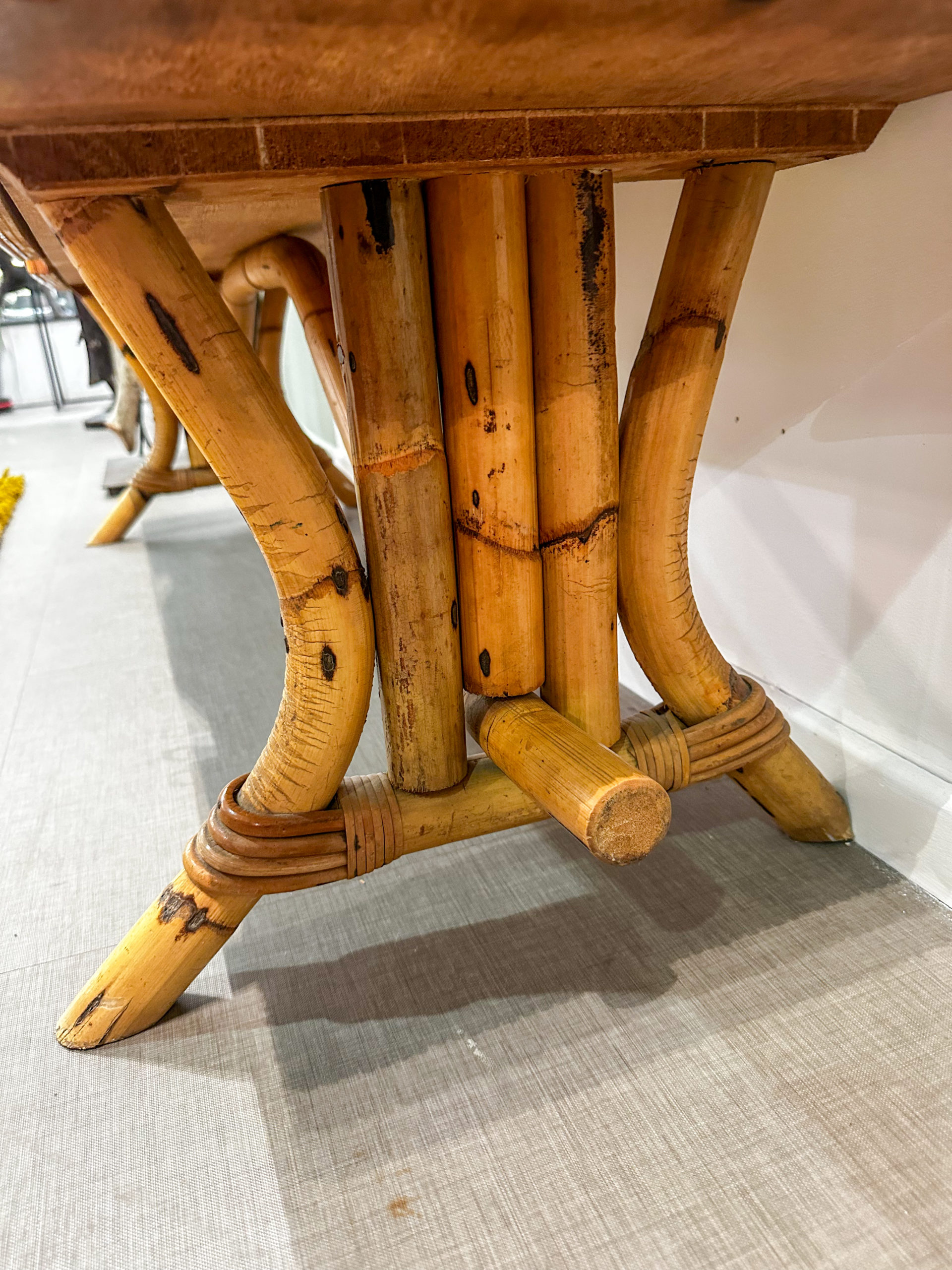 IMG_8115aurore-morisse-affaire-conclue-audoux-minnet-design-france-rotin-bambou-années-40-enfilade-rangement-salon-décoration-moderne-naturel
