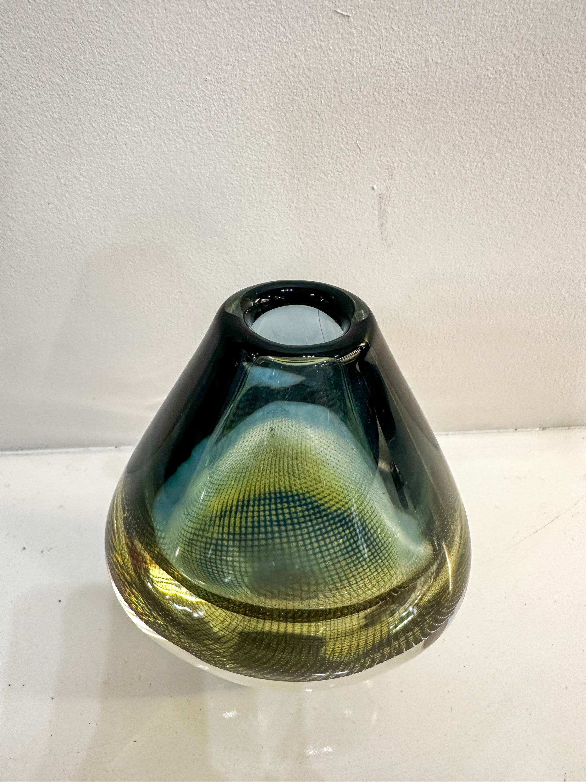IMG_8218aurore-morisse-affaire-conclue-verrerie-sven-palmqvist-suède-années-70-vert-bleu-soliflor-décoration-vase