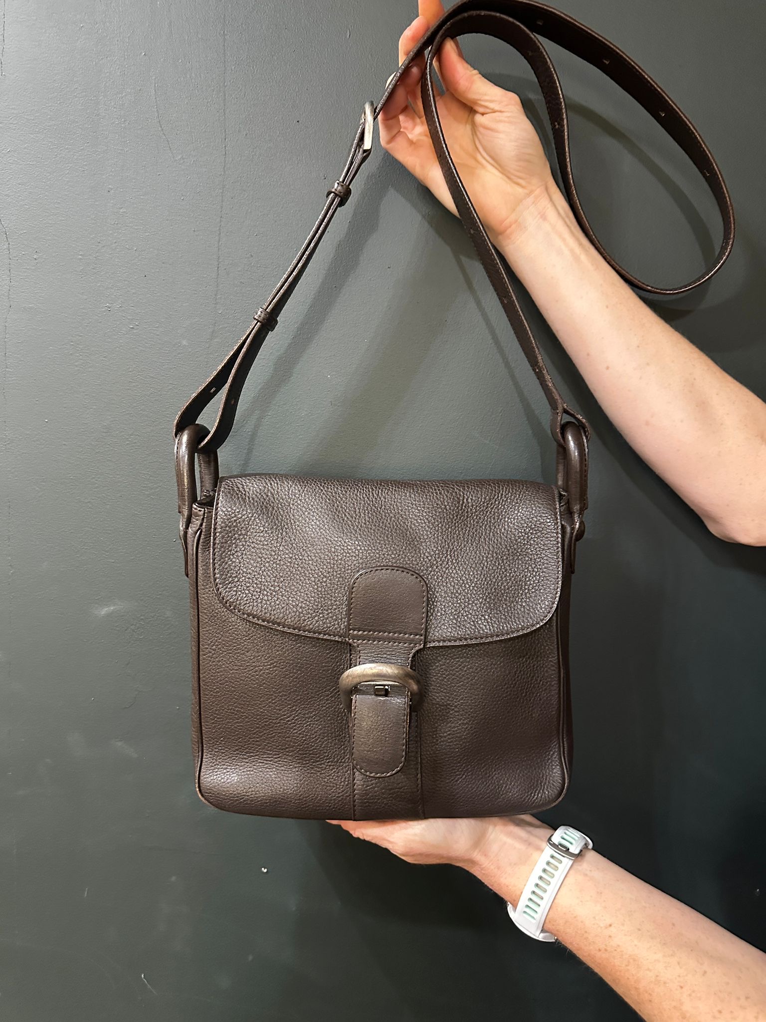 Maroquinerie• Sacoche Delvaux