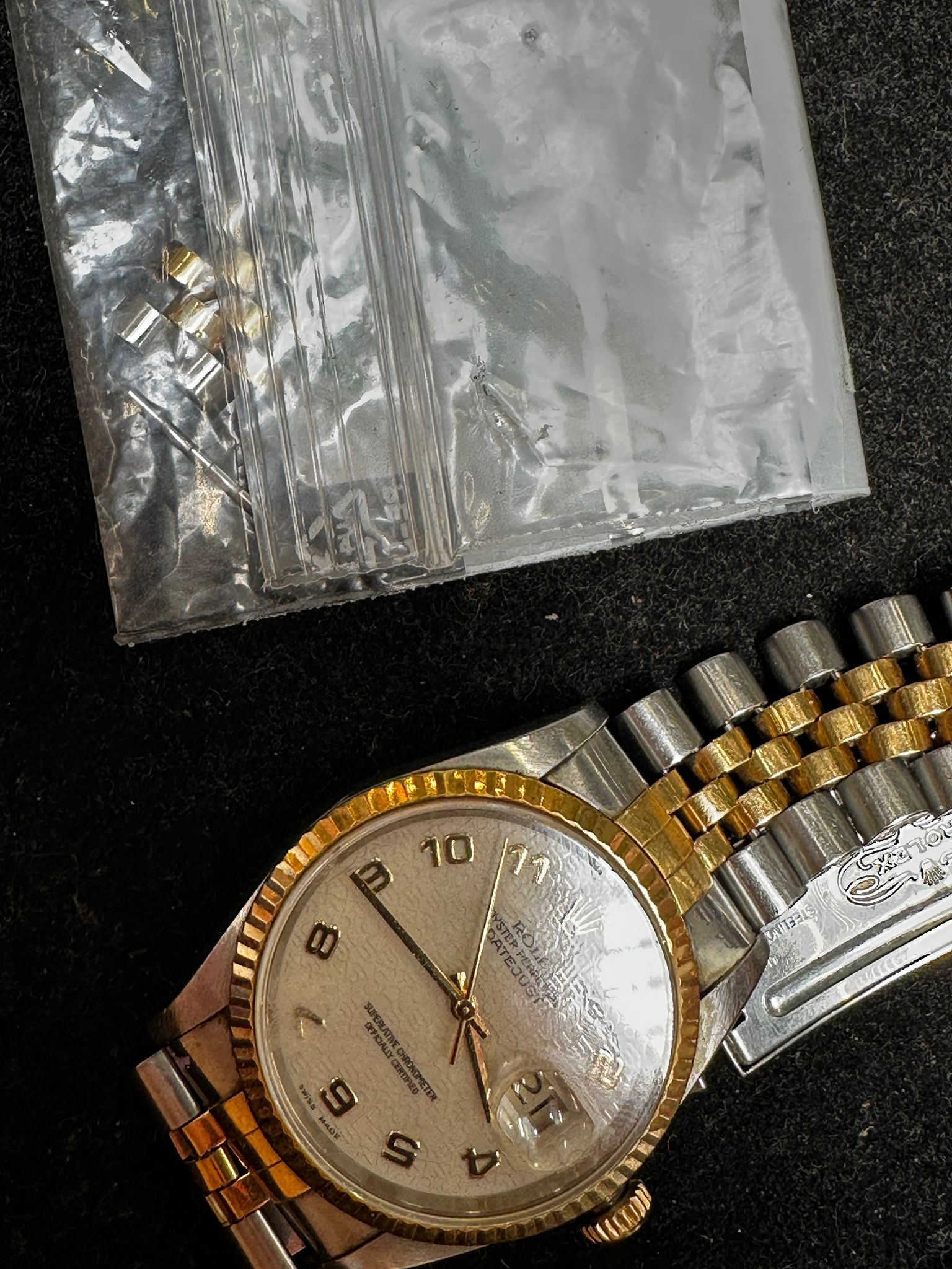 1536df0d-8a7d-46fb-b406-eae924c691d6aurore-morisse-affaire-conclue-rolex-montre-luxe-datejust-seconde-main-collectionneur-investissement-horlogerie-suisse-unisexe