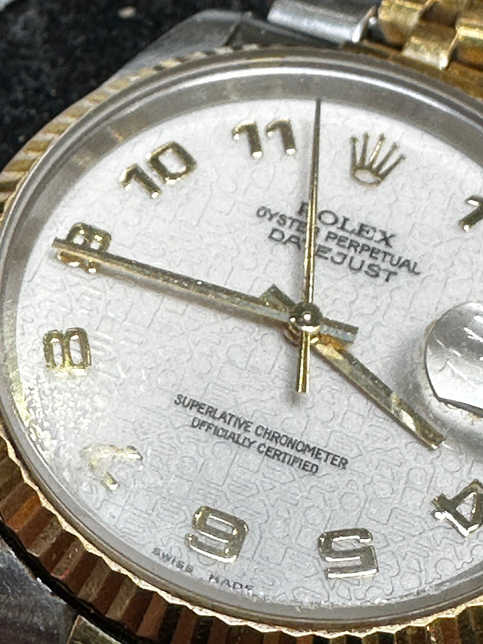 54385a7d-4c4e-4458-ac87-1e2634e03292aurore-morisse-affaire-conclue-rolex-montre-luxe-datejust-seconde-main-collectionneur-investissement-horlogerie-suisse-unisexe