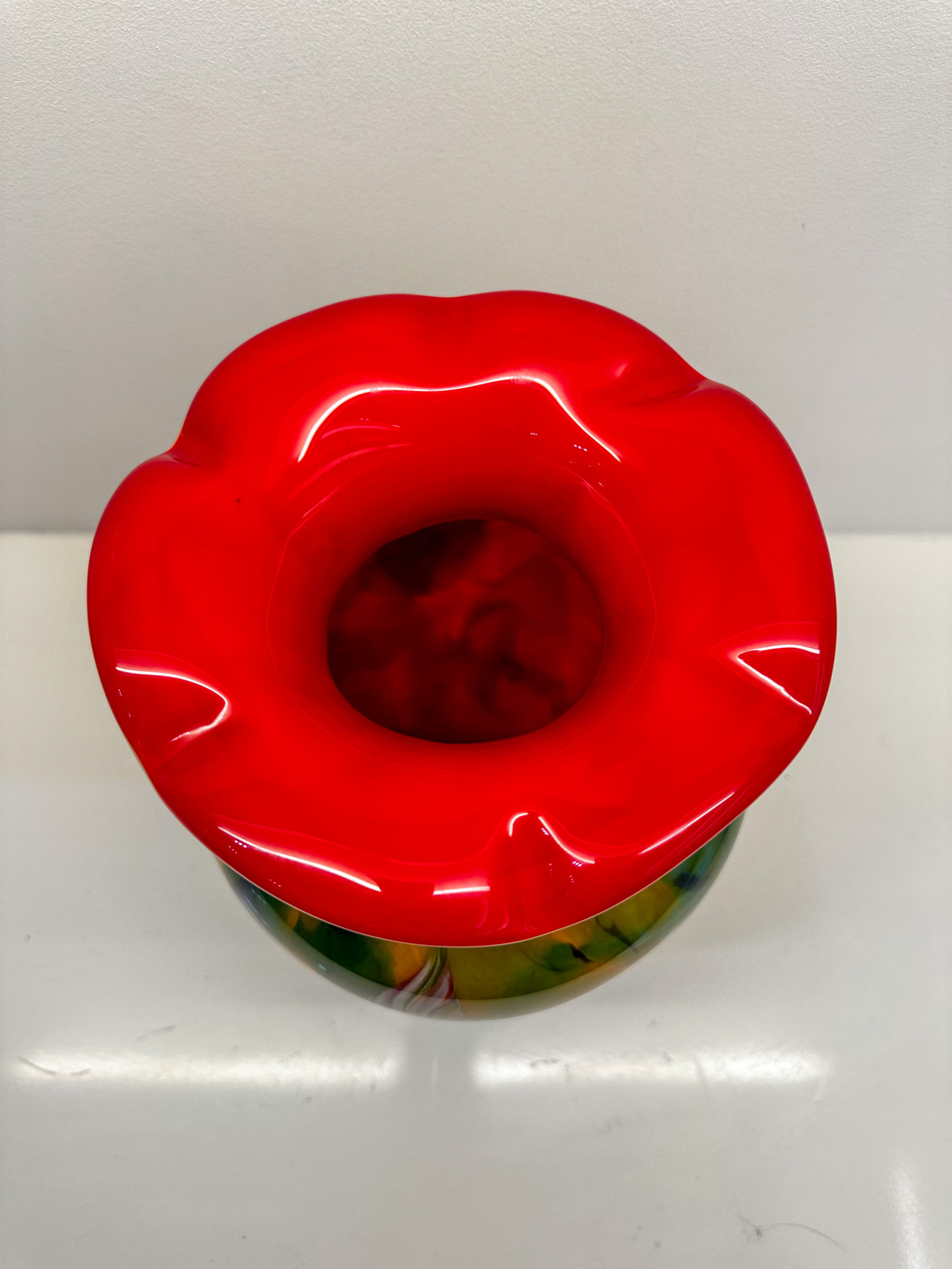 IMG_8884aurore-morisse-affaire-conclue-vase-murano-verrerie-décoration-bouquet-rouge-fleurs-jaune-table-collectionneur