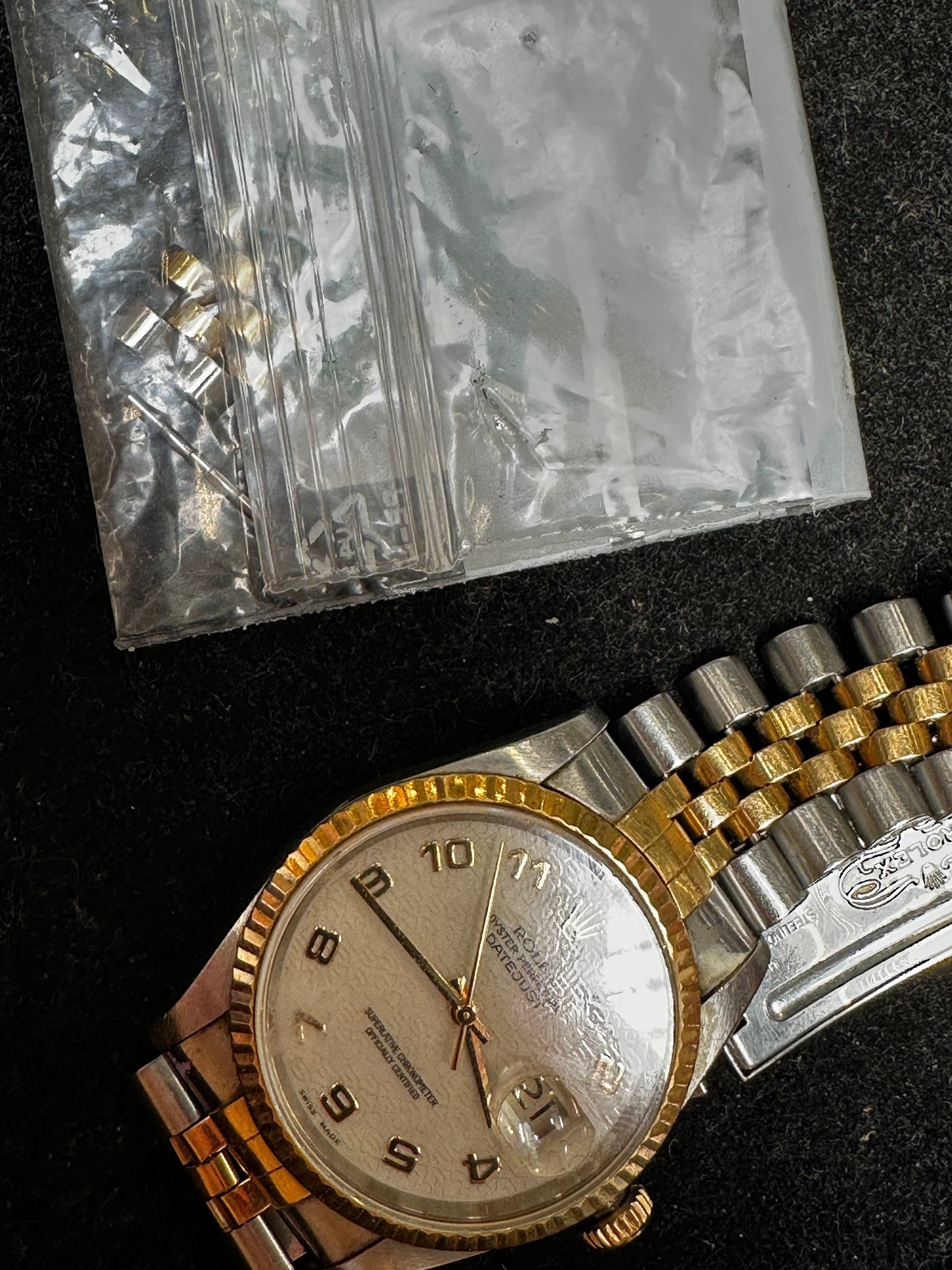 c9001c42-6511-4887-bf97-55ef8b40721faurore-morisse-affaire-conclue-rolex-montre-luxe-datejust-seconde-main-collectionneur-investissement-horlogerie-suisse-unisexe