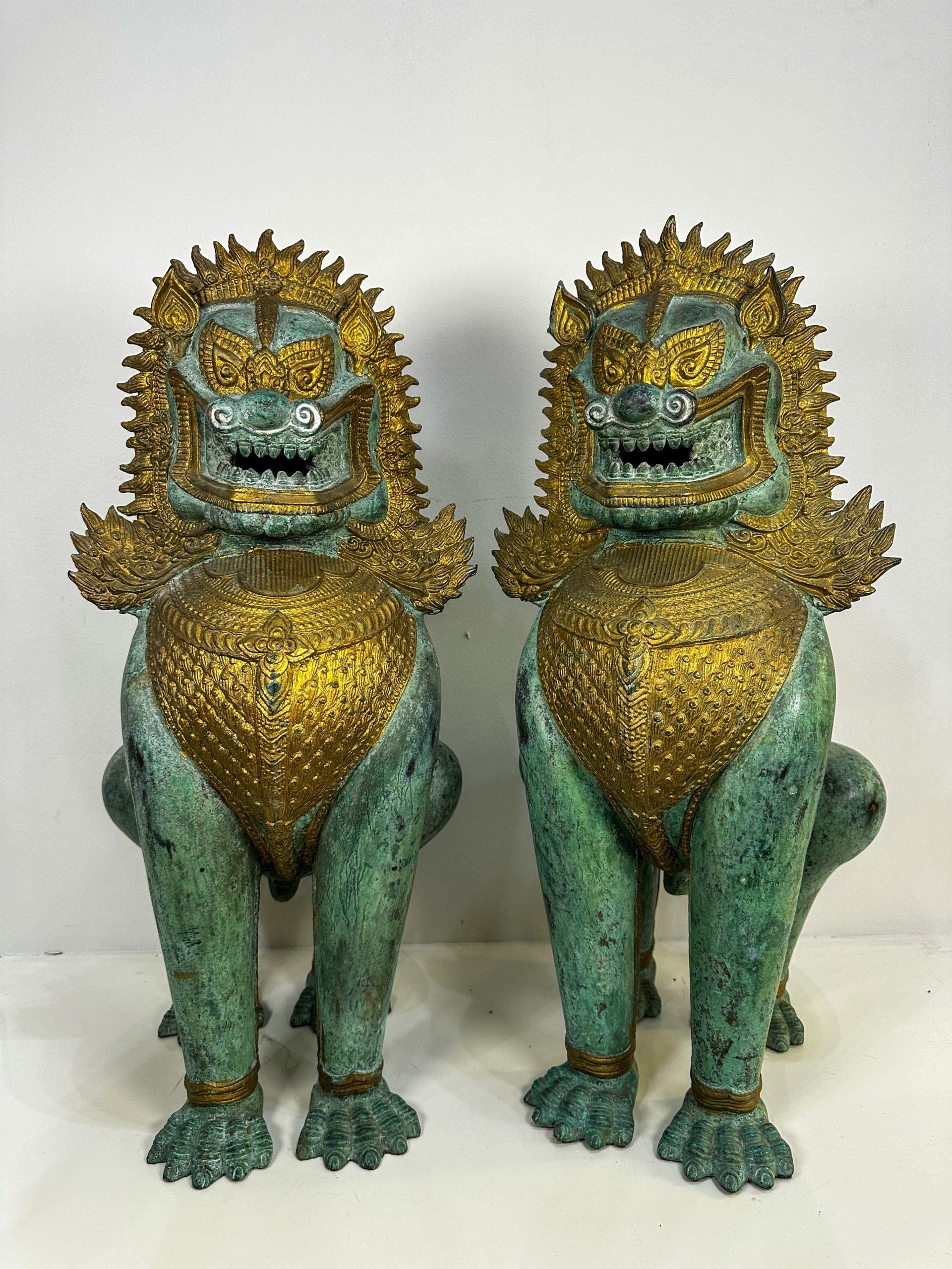 IMG_9219aurore morisse affaire conclue lions bronze cuivre asiatique décoration extérieure intérieur asie thailande collectionneur