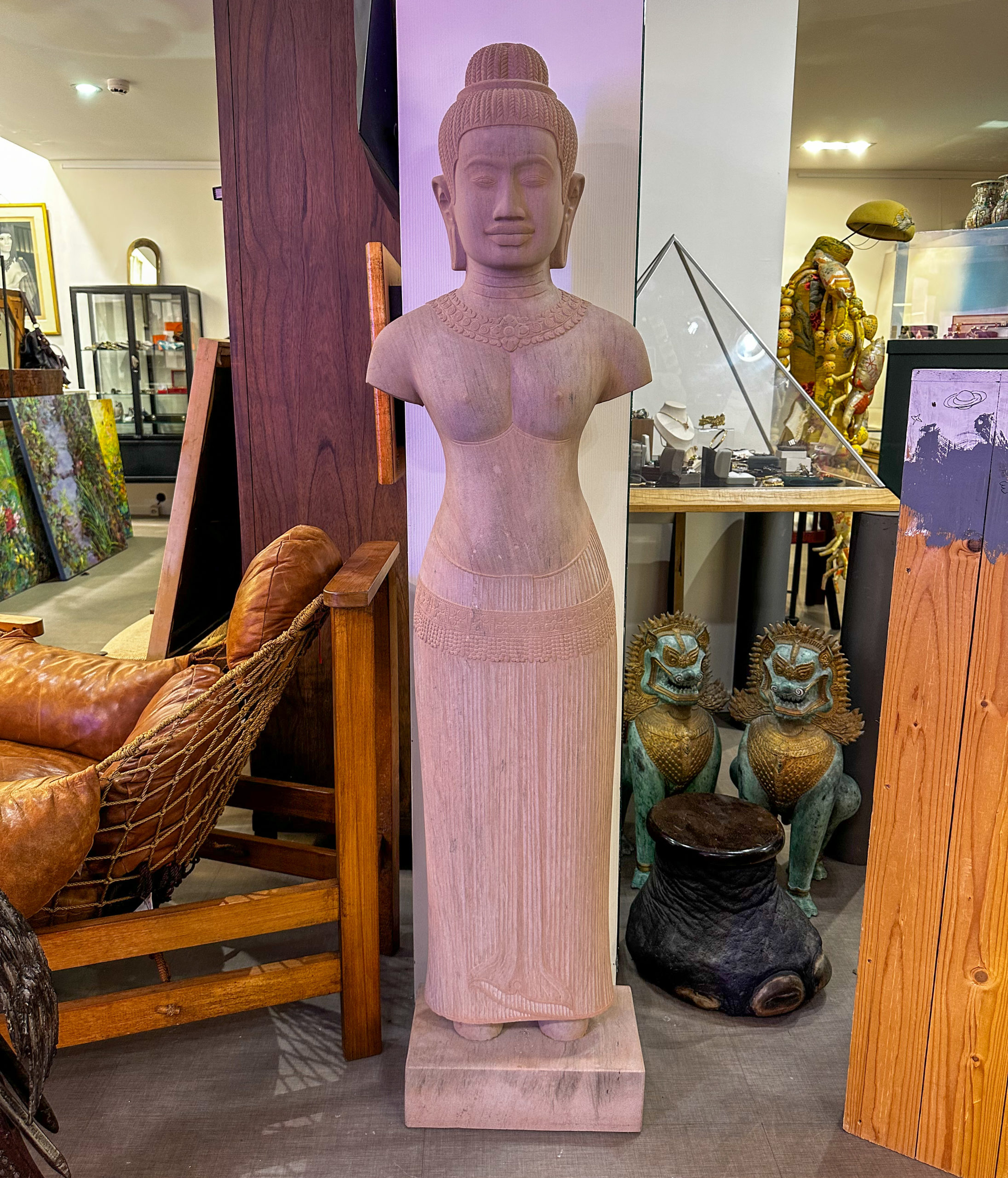 Sculpture• Bouddha en pierre