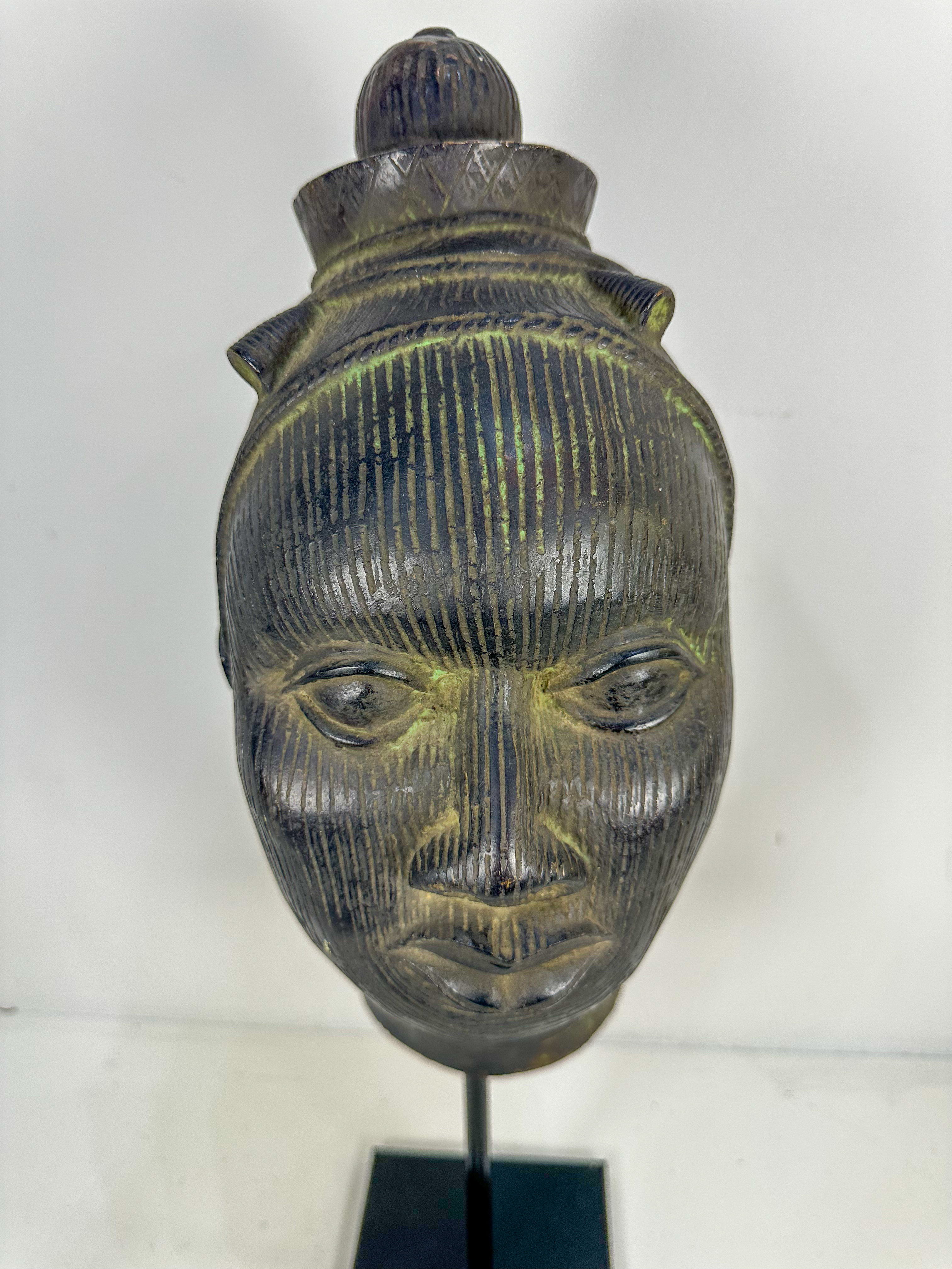 IMG_9378aurore morisse affaire conclue vase céramique céladon putti fleurs porte cierge 19e siècle laiton doré bronze collection vintage décoration