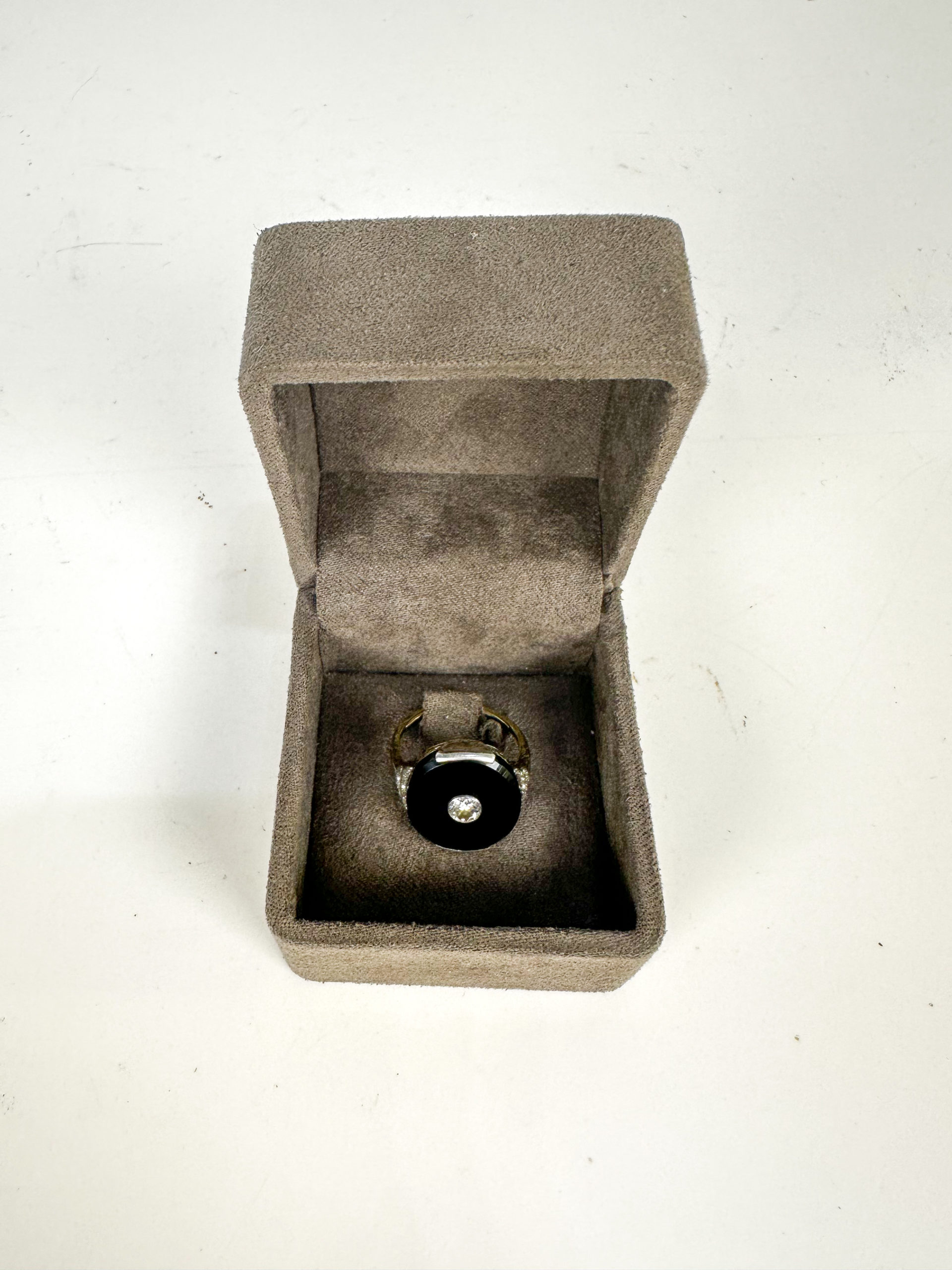 Bijoux• Bague onyx et diamant
