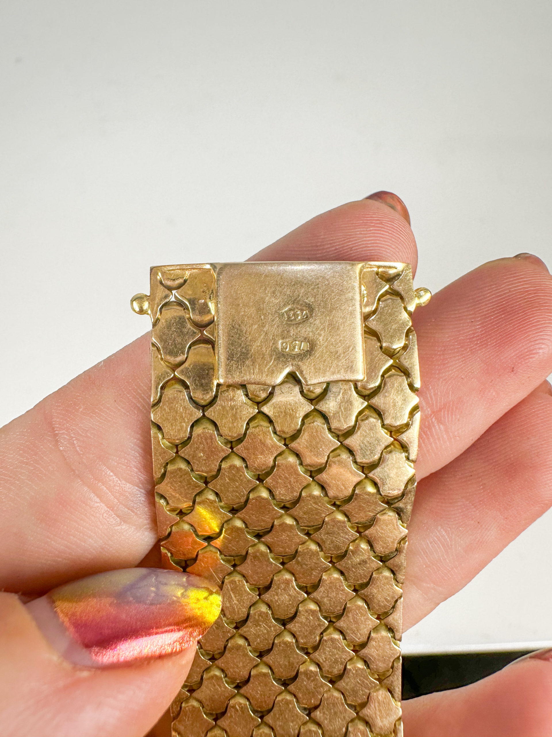 IMG_9450aurore morisse affaire conclue bijoux anciens bracelet or jaune blanc champagne intemporel bijouterie
