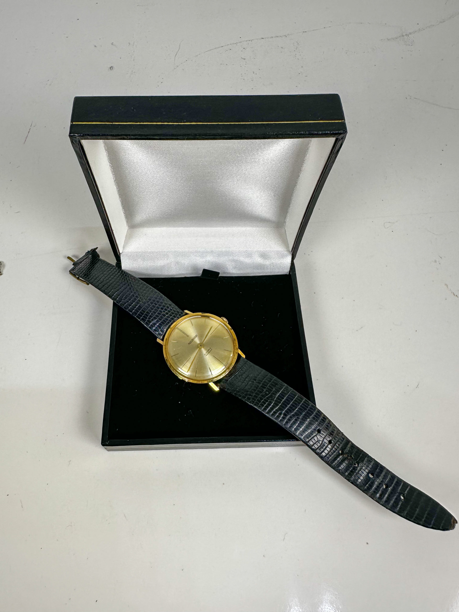 IMG_9990aurore morisse affaire conclue bijoux montre richard 32mm automatique montre de ville unisexe homme femme seconde main vintage occasion collectionneur