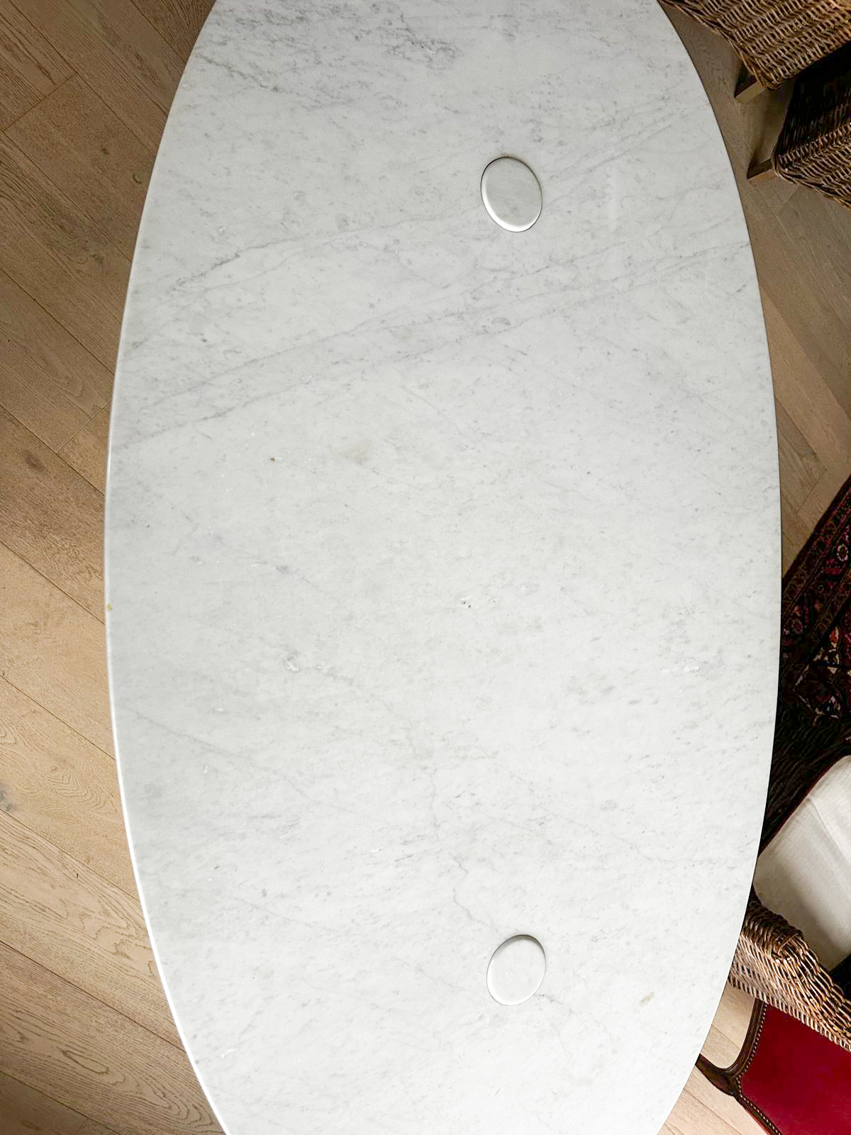 8a8412fc-cbbf-424d-b49a-304e5dc06291aurore morisse affaire conclue mobilier mangiarotti table eros marbre design italien 20e siècle années 60 salle à manger investissement décoration ameublement