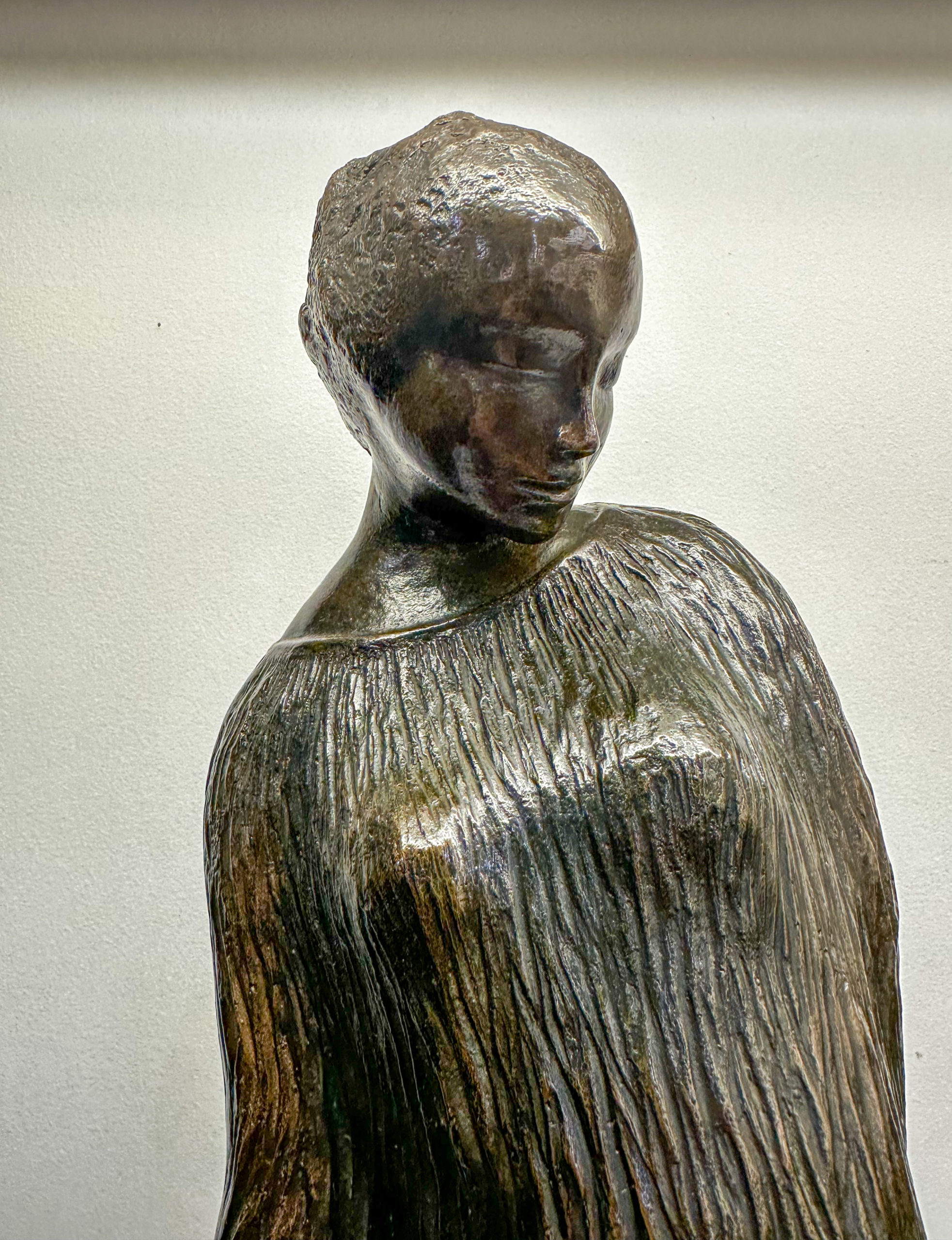 IMG_0824aurore morisse affaire conclue sculpture bronze grand format jean philippe richard france contemporain moderne femme minimaliste poétique décoration collection