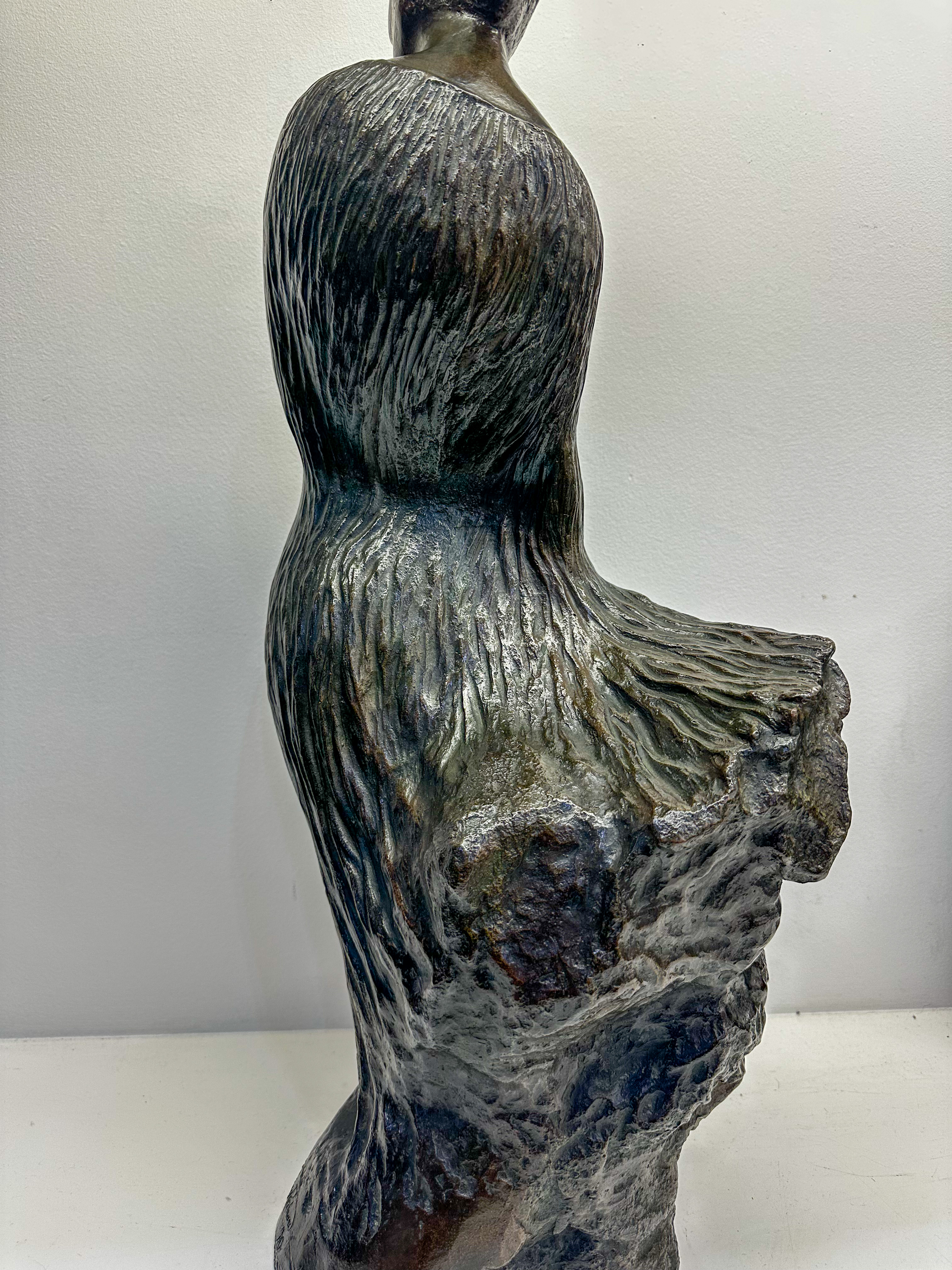 IMG_0826aurore morisse affaire conclue sculpture bronze grand format jean philippe richard france contemporain moderne femme minimaliste poétique décoration collection