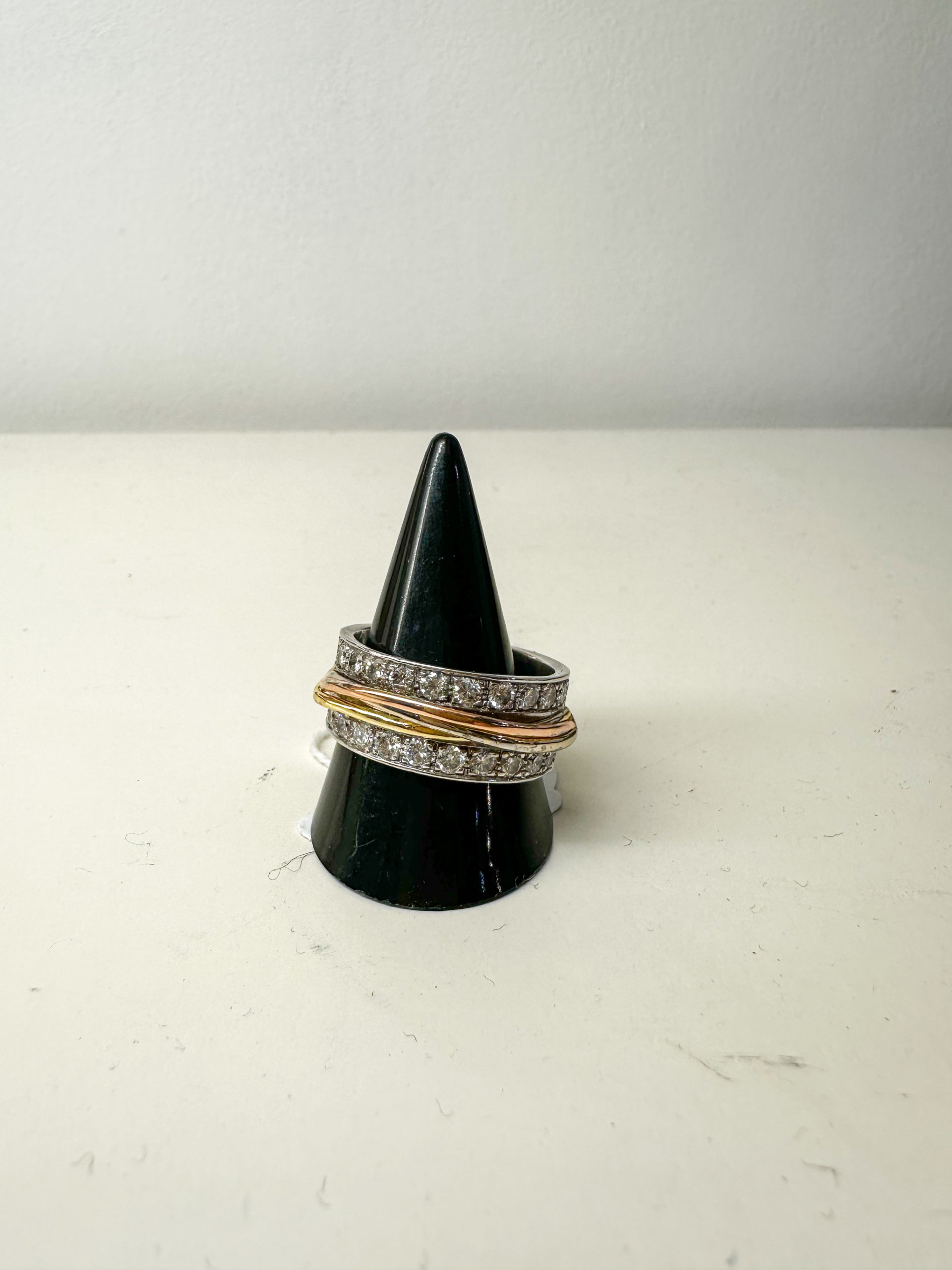 IMG_0921aurore morisse affaire conclue bijouterie bijoux création or blanc diamants trinity cartier occasion vintage seconde main