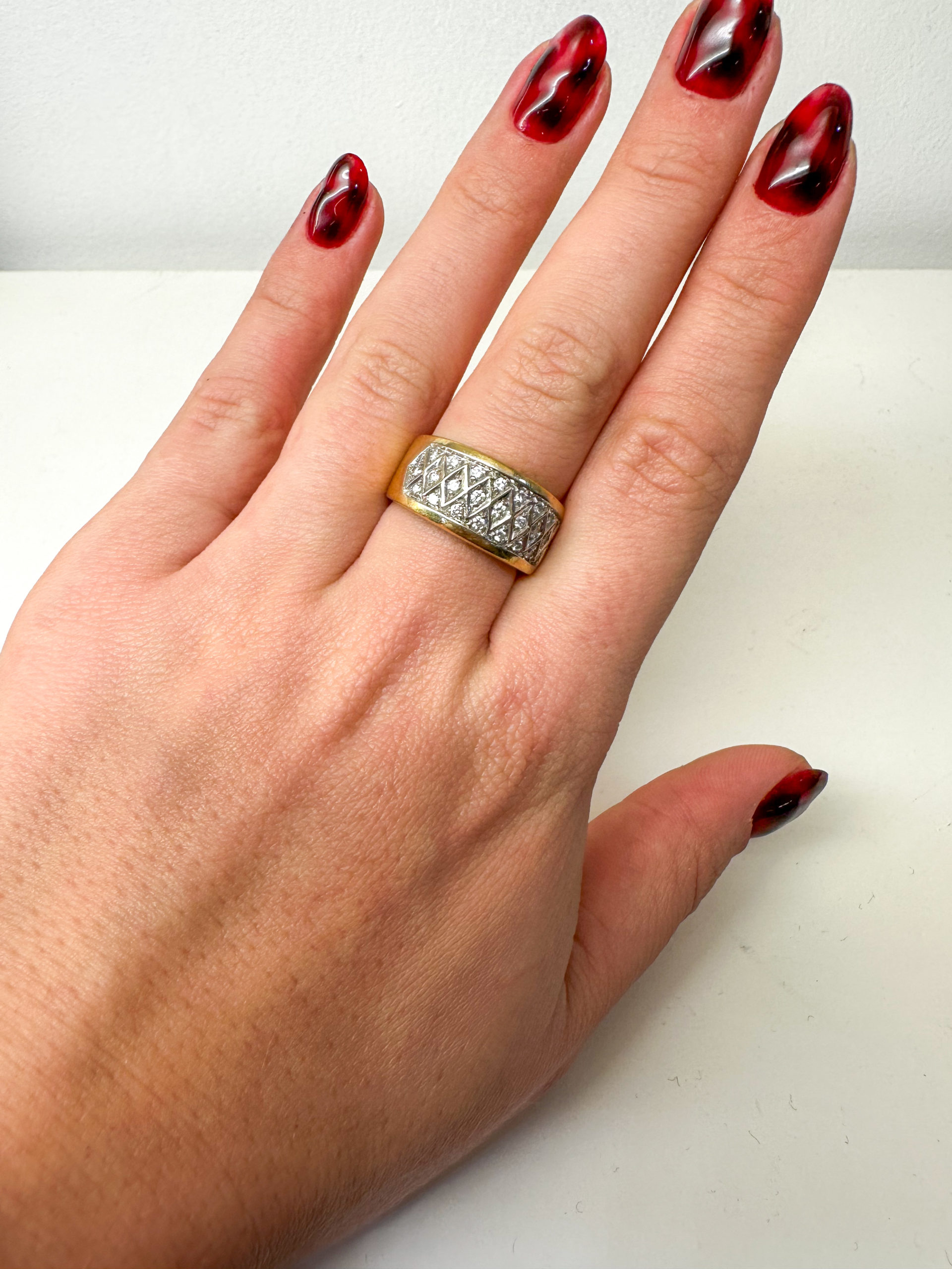 IMG_0926aurore morisse affaire conclue bijouterie bijoux bague or diamants losange vintage bijou ancien art déco occasion cadeau bijouterie