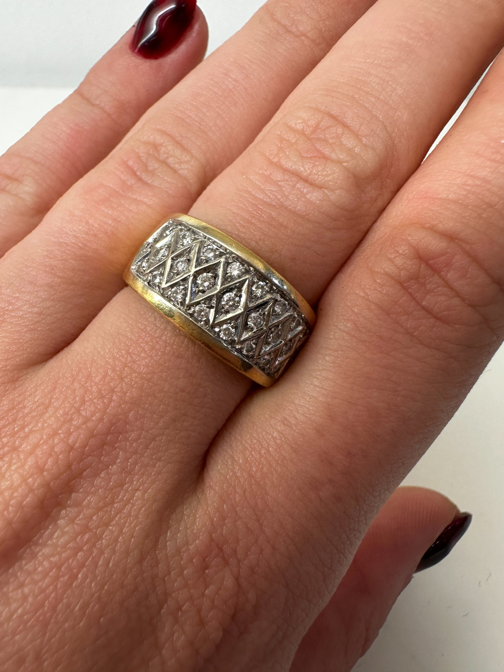 IMG_0928aurore morisse affaire conclue bijouterie bijoux bague or diamants losange vintage bijou ancien art déco occasion cadeau bijouterie