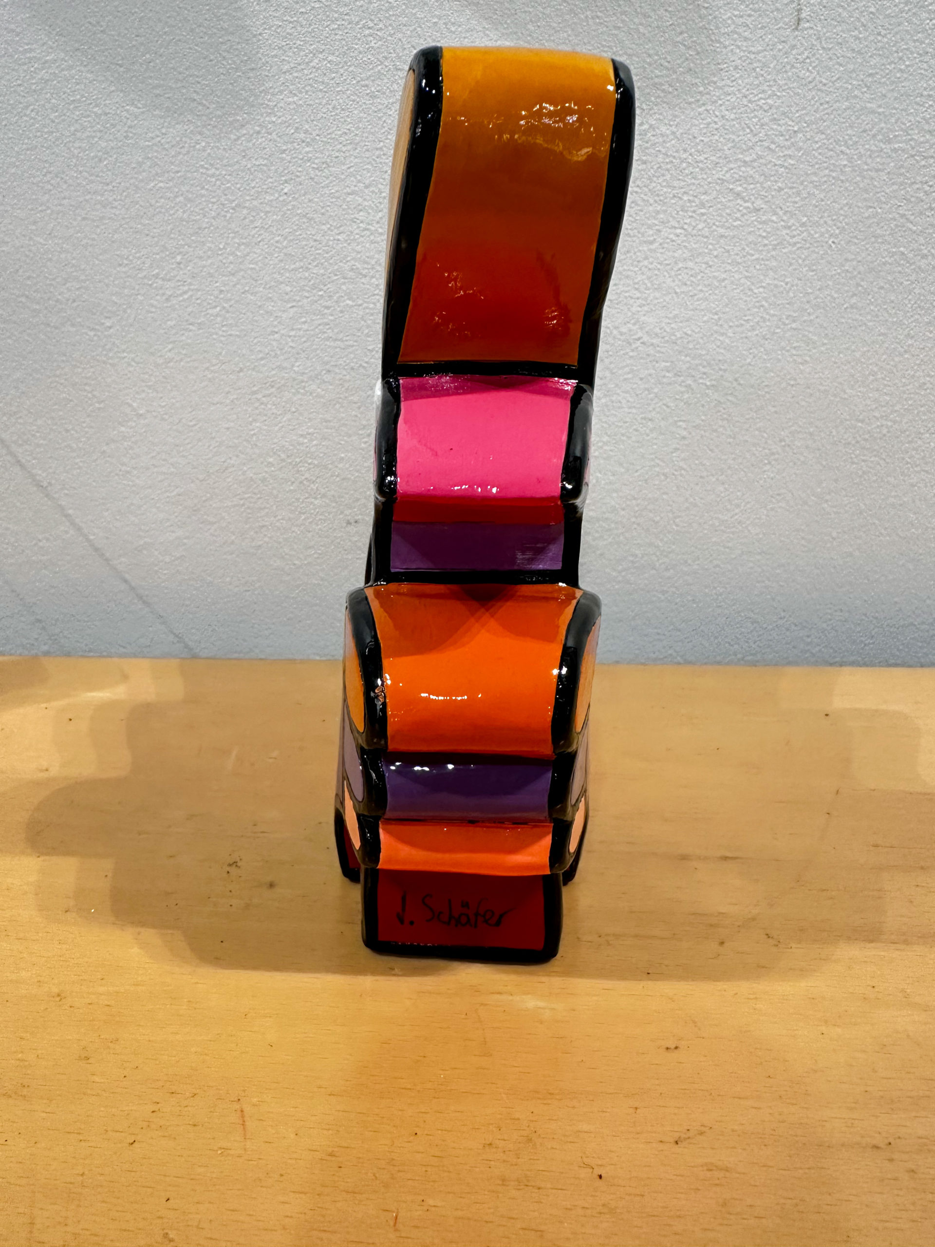 IMG_1355aurore morisse affaire conclue sculpture jacqueline schäfer céramique couleurs fun cubisme pays bas moderne contemporain décoration