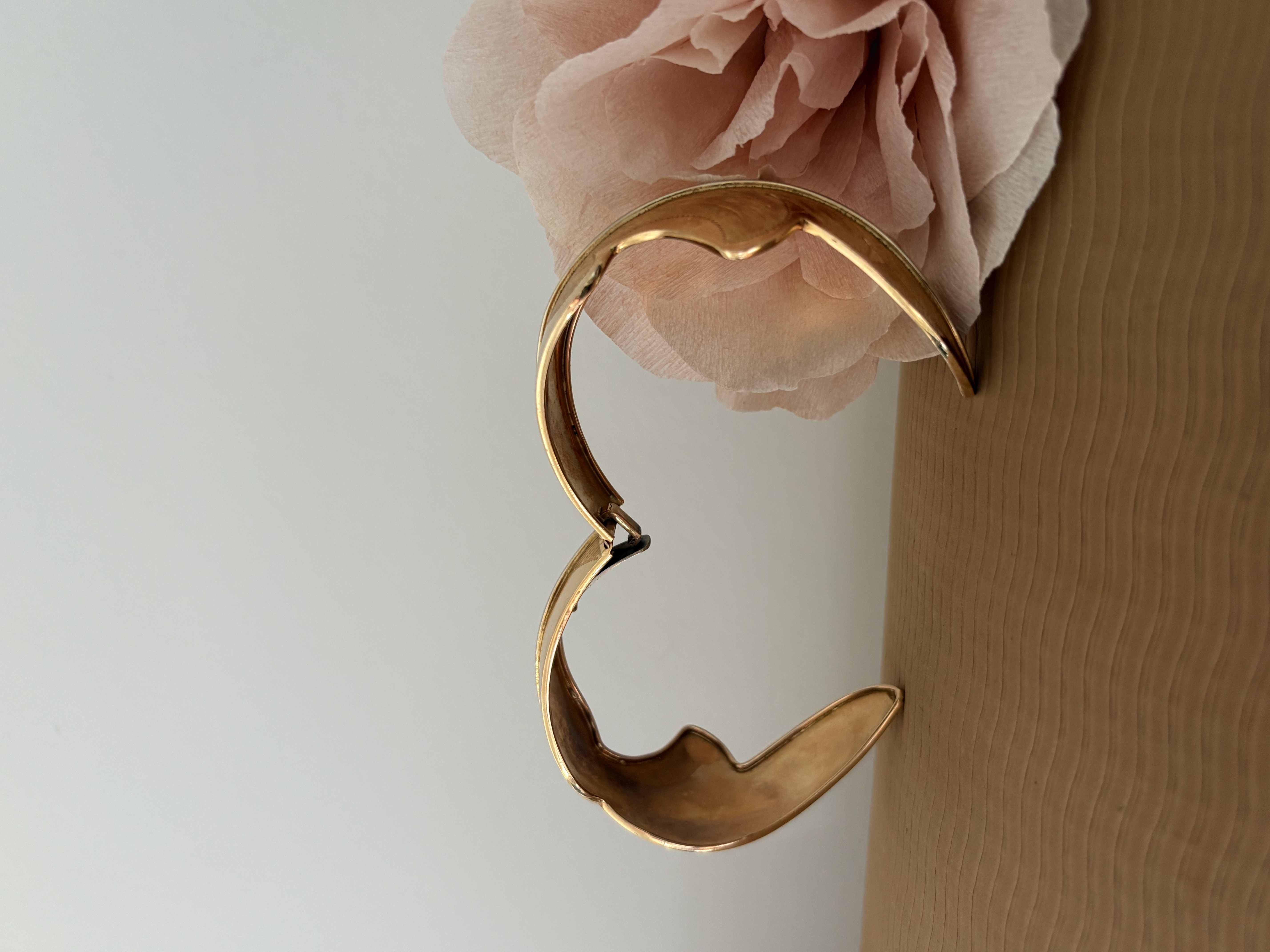 Bracelet-année-50-or-feuille-or-jaune-bijou-vintage-aurore-morisse-paris-liège4